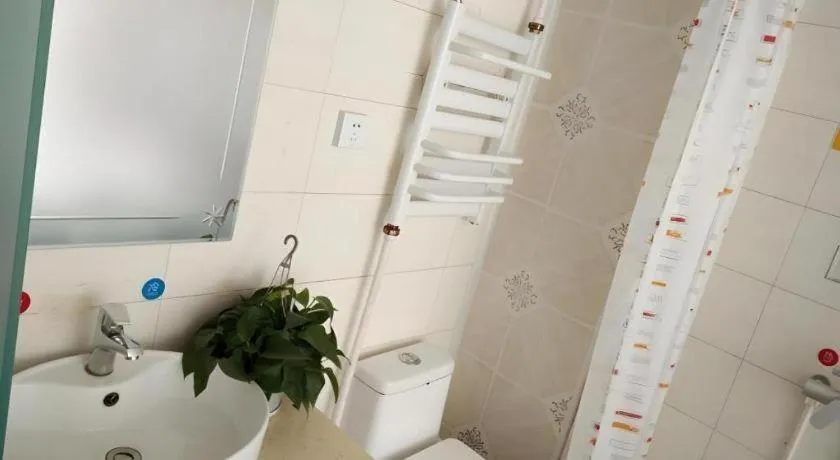 Shell Hotel Taiyuan South Railway Station New Southeast Bus Station