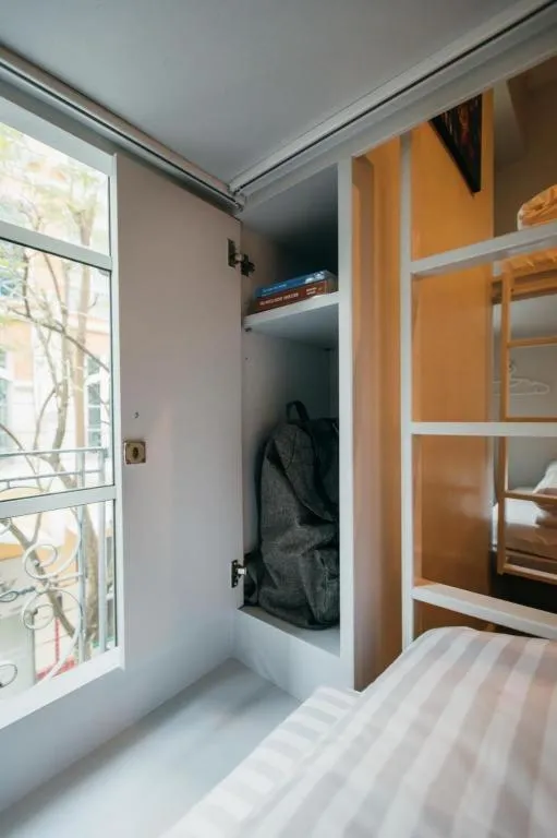 Bed in Chamberlain Bangkok