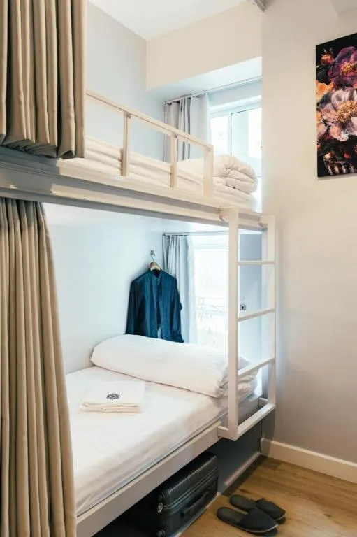 Bed in Chamberlain Bangkok