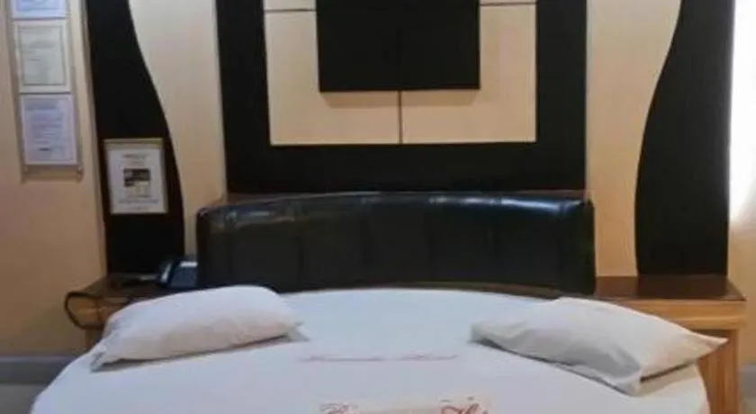 Bed in Bermuda Hotel