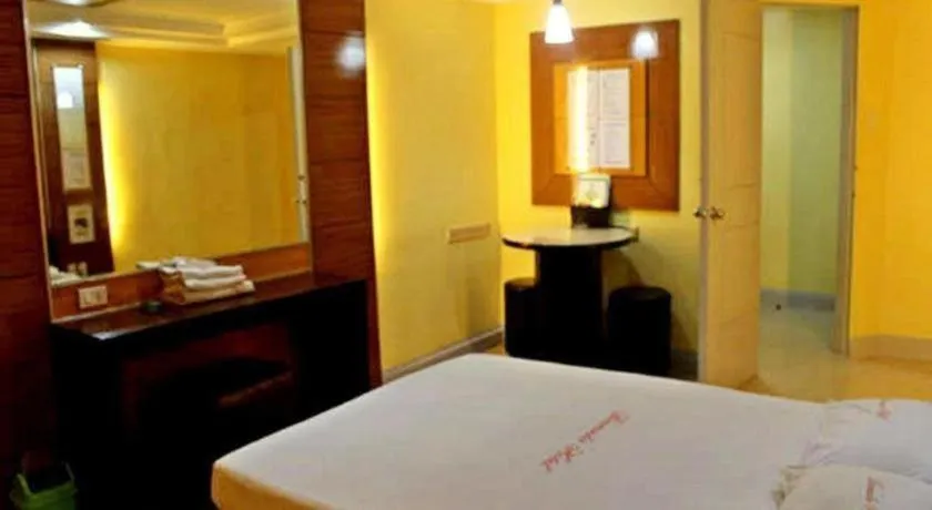 Bed in Bermuda Hotel