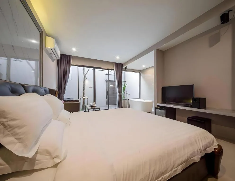 Bed in The Valen Resort