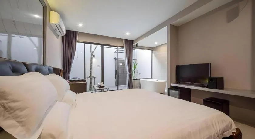 Bed in The Valen Resort