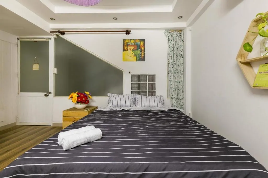 Bed in 1991 HOME SAI GON