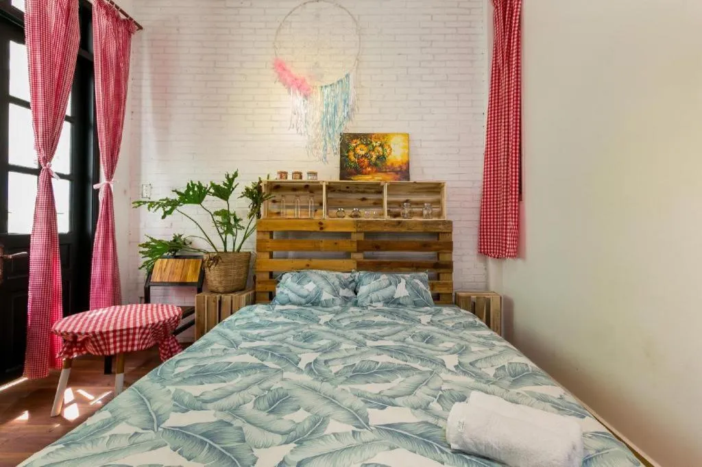 Bed in 1991 HOME SAI GON