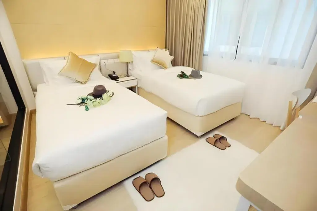 Bed in Thaisun Bangkok Hotel Bed in Thaisun Bangkok Hotel