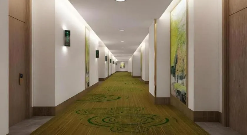 GreenTree Inn Guiyang Wudang District High-speed Railway East Station