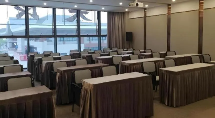 GreenTree Inn Guiyang Wudang District High-speed Railway East Station