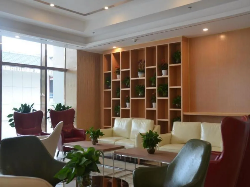 GreenTree Inn Guiyang Wudang District High-speed Railway East Station