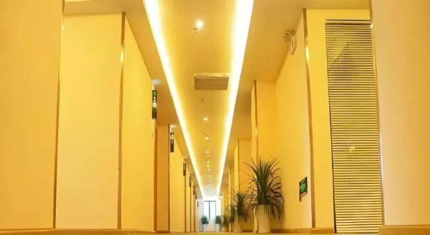 GreenTree Inn Guiyang Wudang District High-speed Railway East Station GreenTree Inn Guiyang Wudang District High-speed Railway East Station