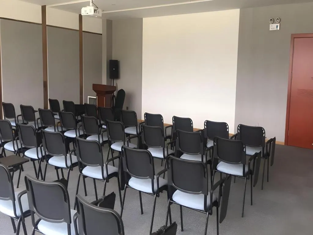 GreenTree Inn Guiyang Wudang District High-speed Railway East Station