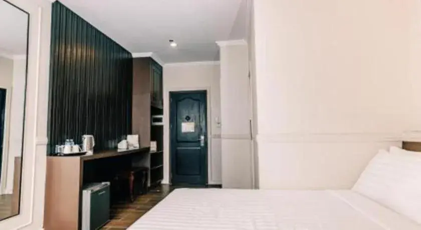 Bed in Hotel San Marco Davao Bed in Hotel San Marco Davao