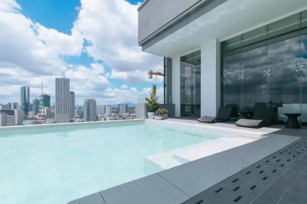 Hotel Amarah and Aiome