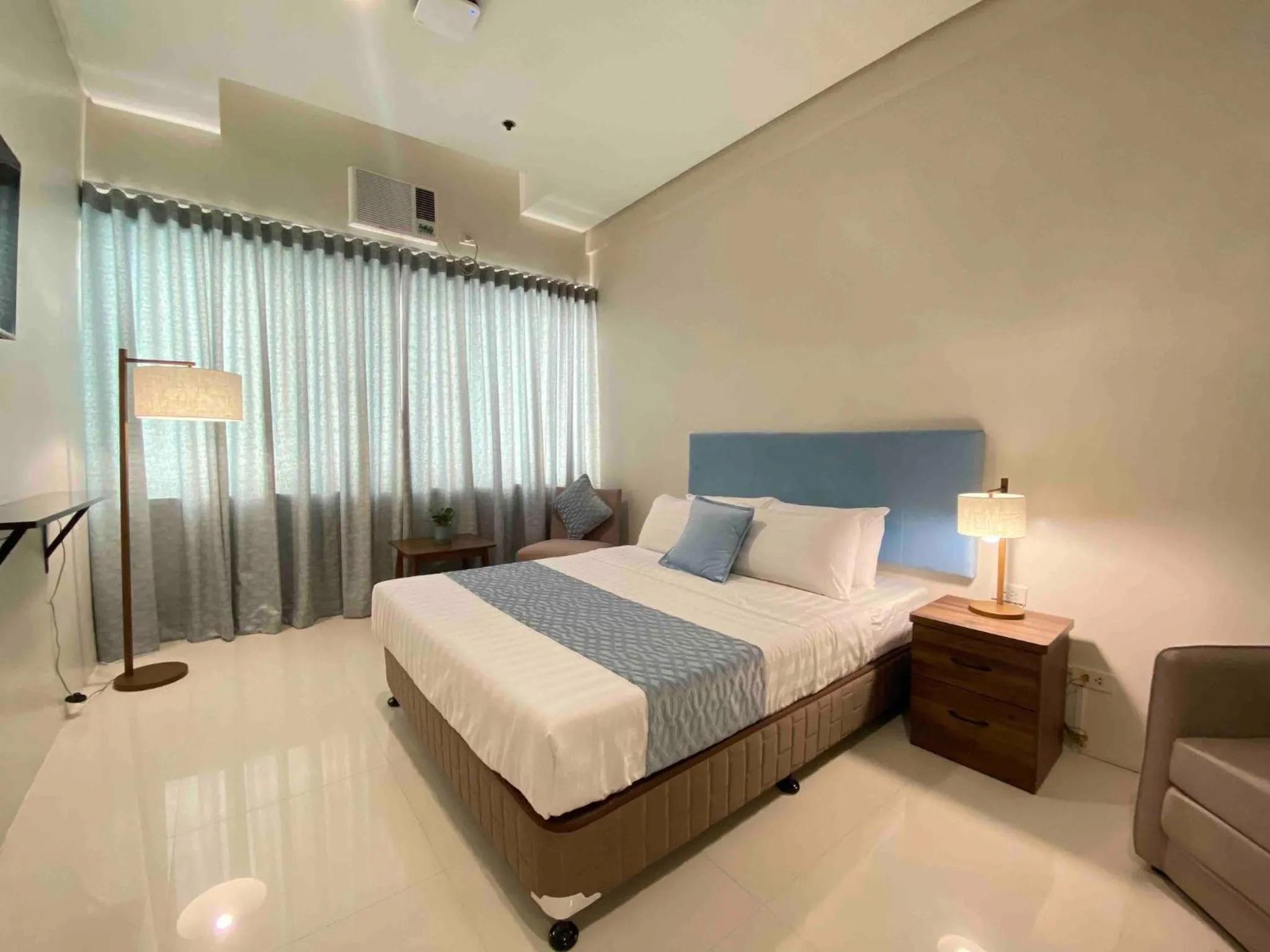 Bedroom, Bed in UPad Hotel