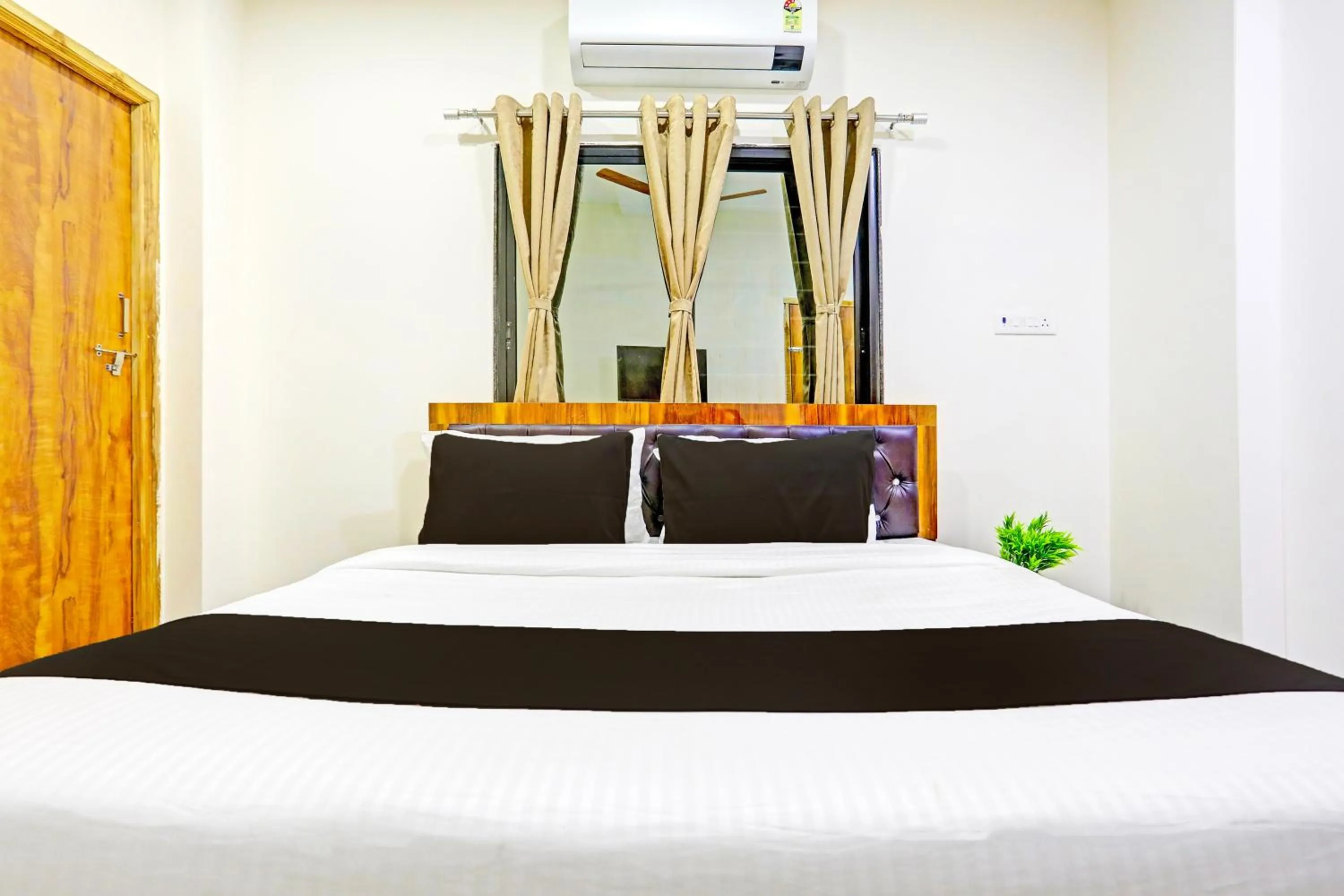 Bedroom in Hotel O Pritesh Onyx