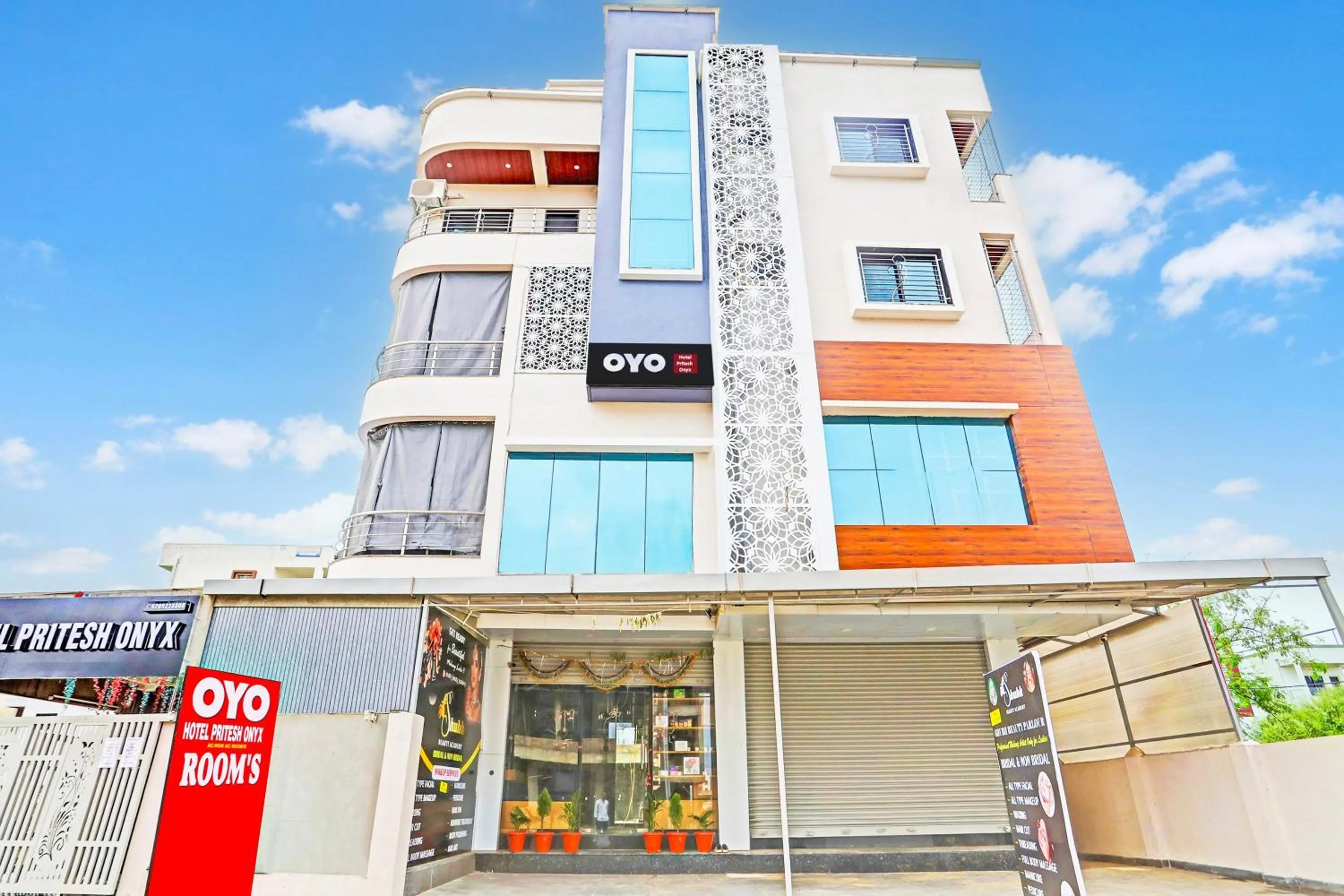 Facade/entrance in Hotel O Pritesh Onyx