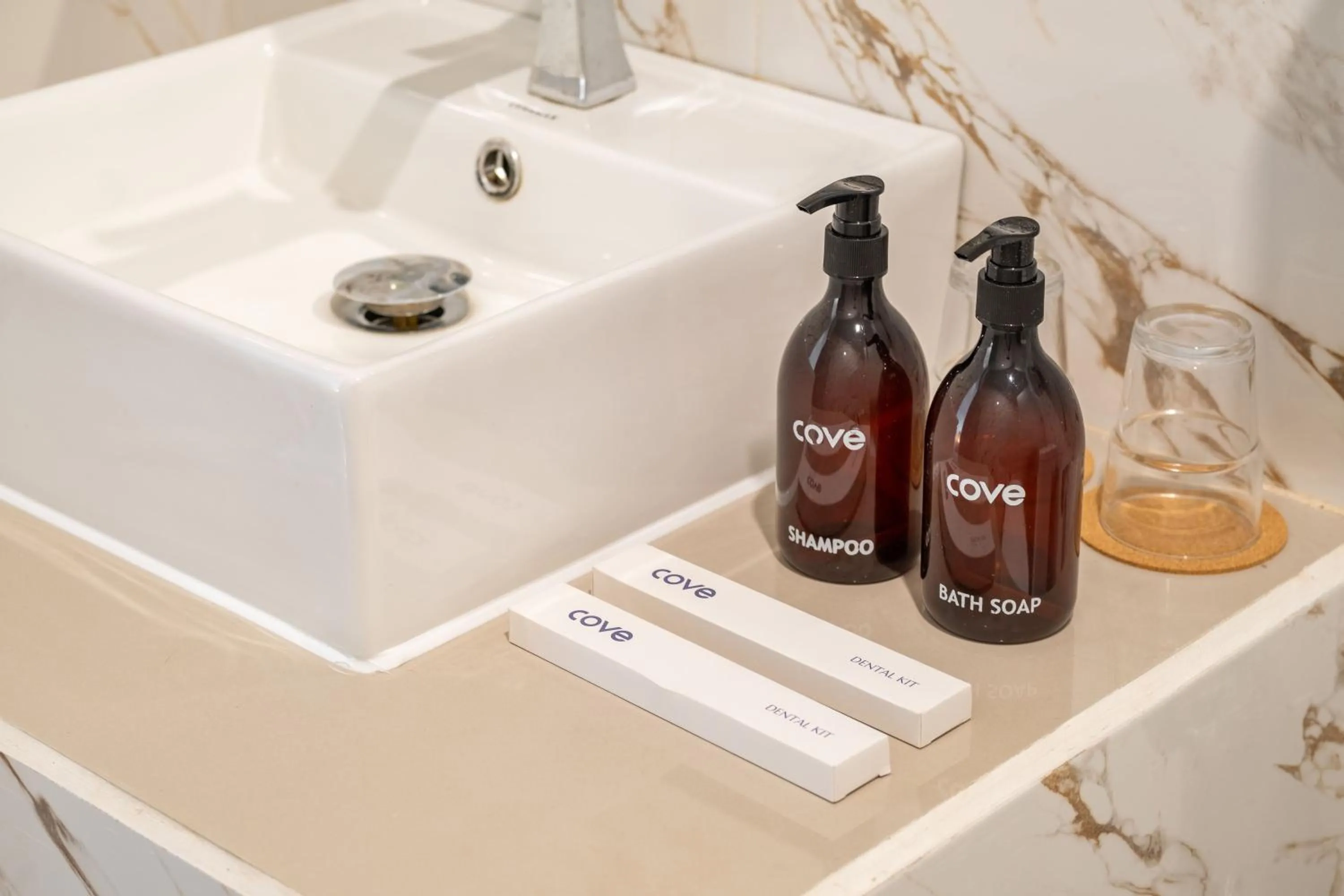 Bathroom in Cove Dmali