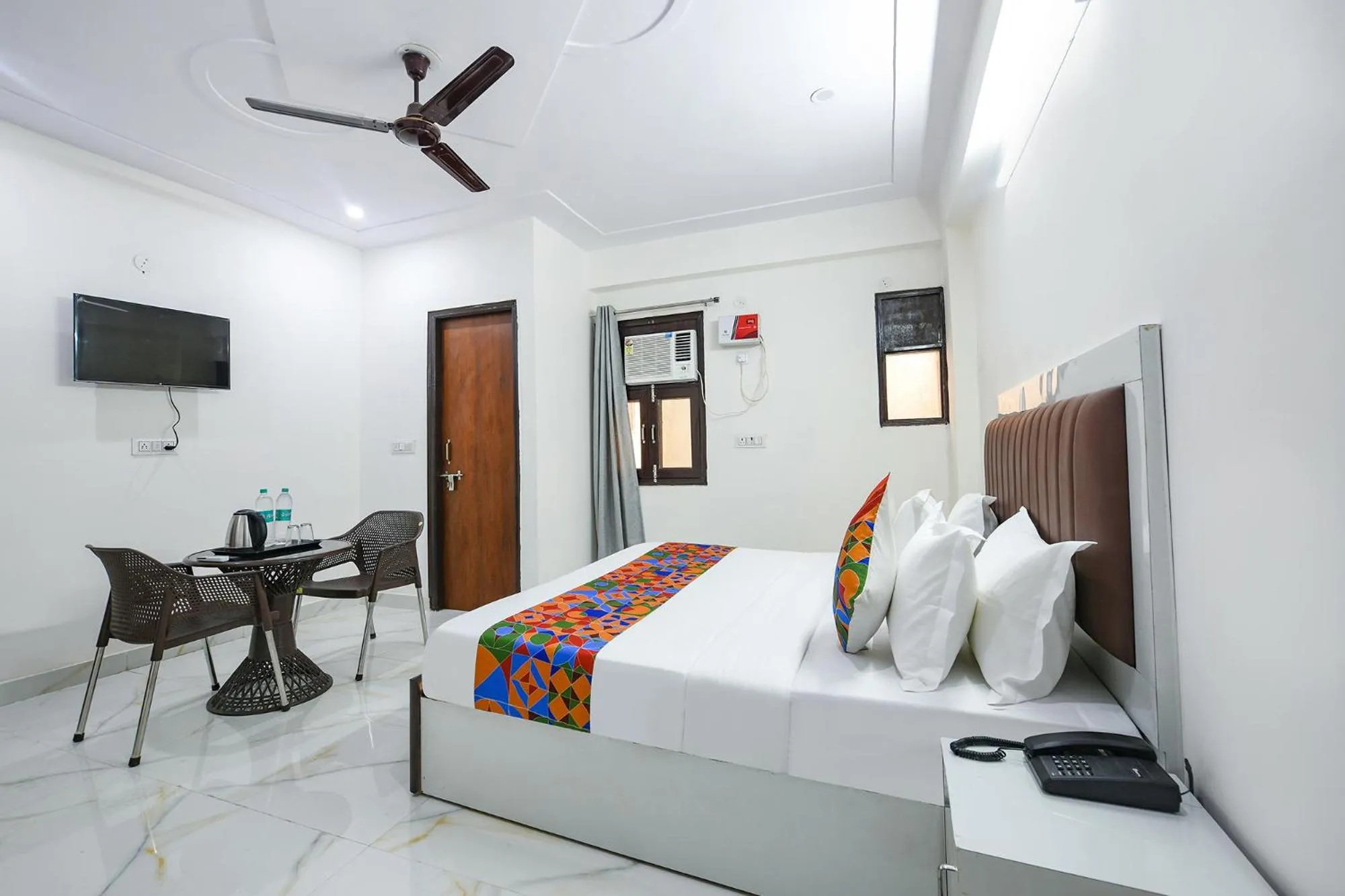 Bed in FabHotel The Yashobhumi Near Yashobhoomi Convention Centre