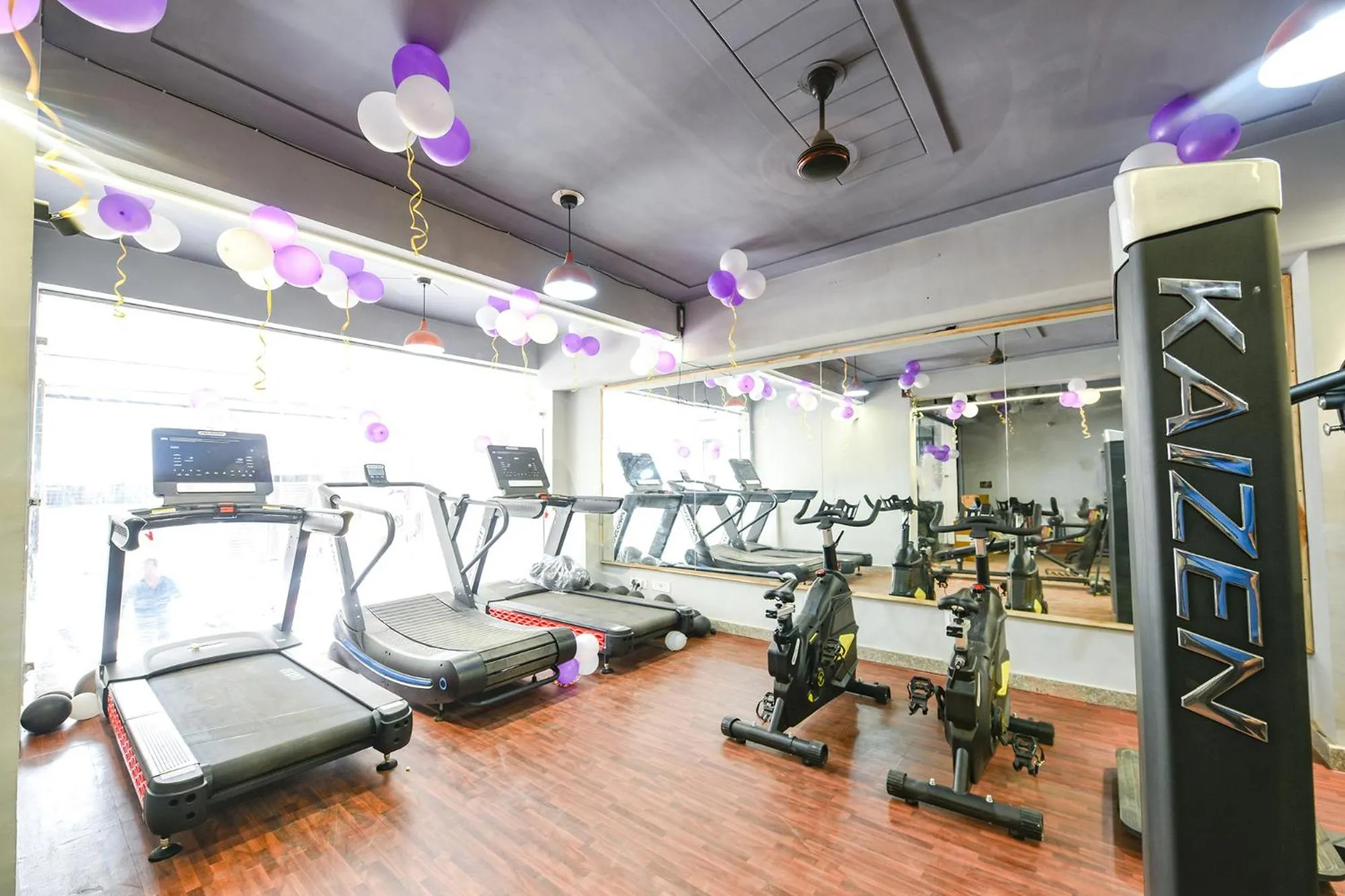 Fitness centre/facilities in FabHotel The Yashobhumi Near Yashobhoomi Convention Centre
