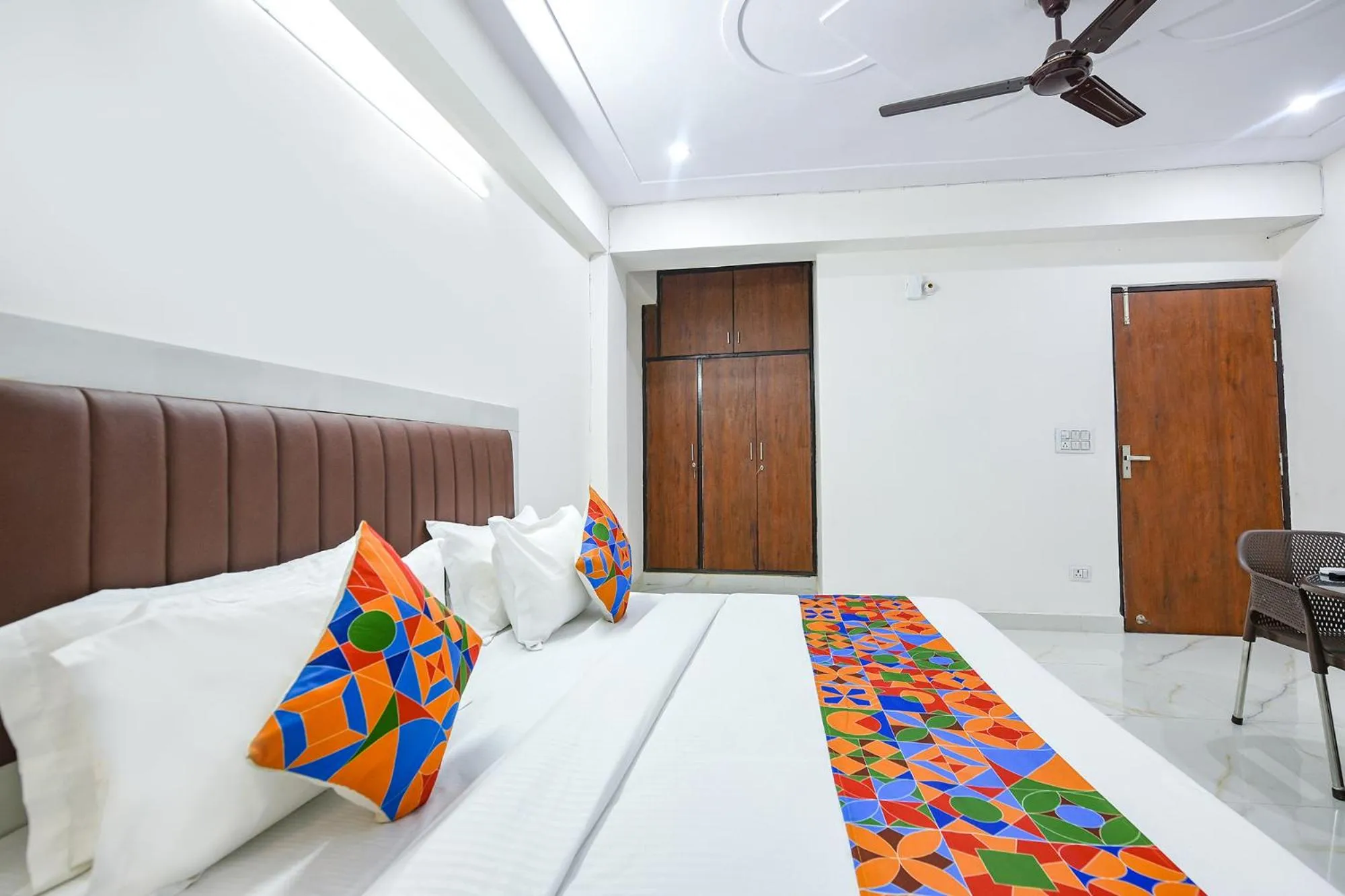 Bed in FabHotel The Yashobhumi Near Yashobhoomi Convention Centre