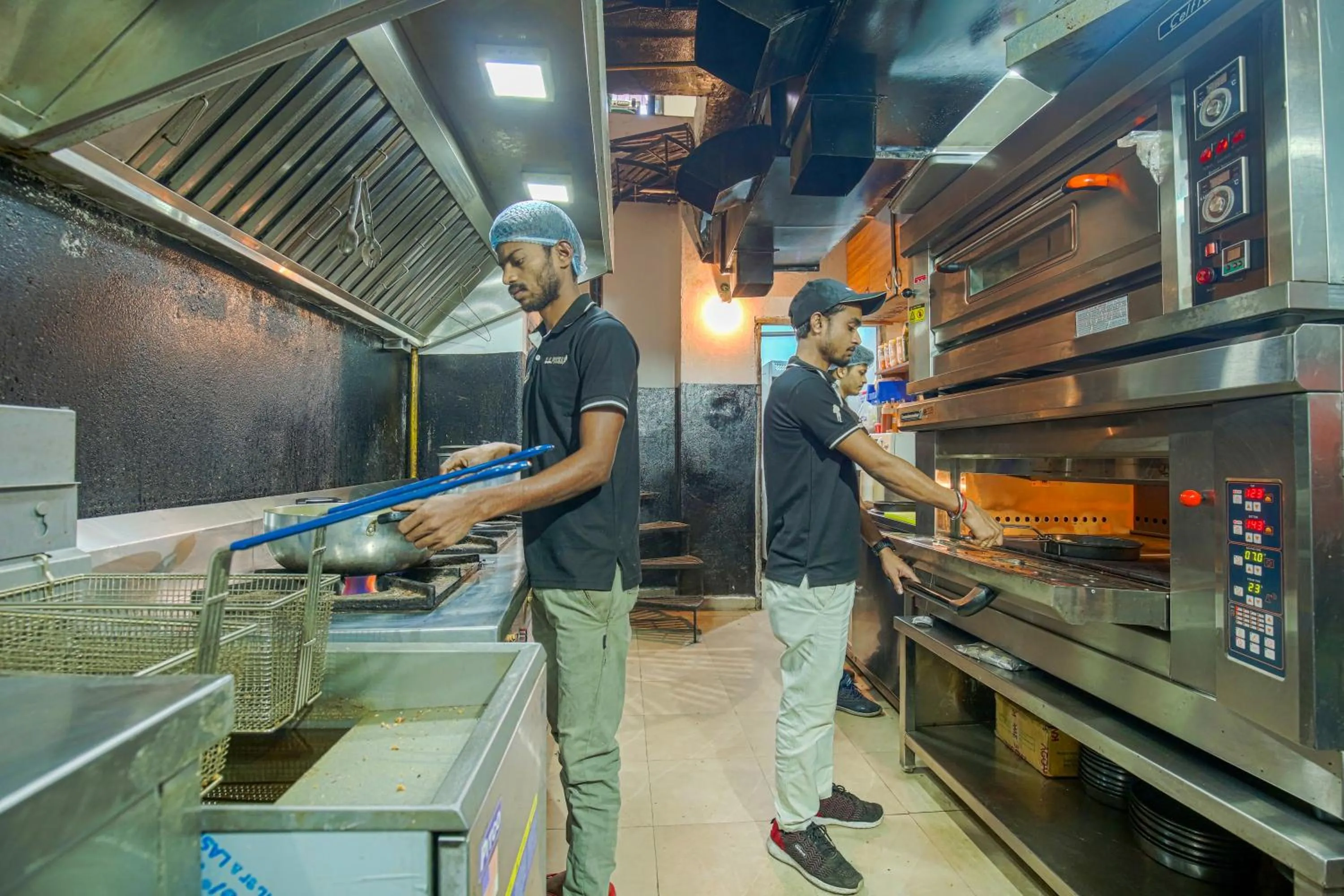 Kitchen or kitchenette in Hotel City Castle