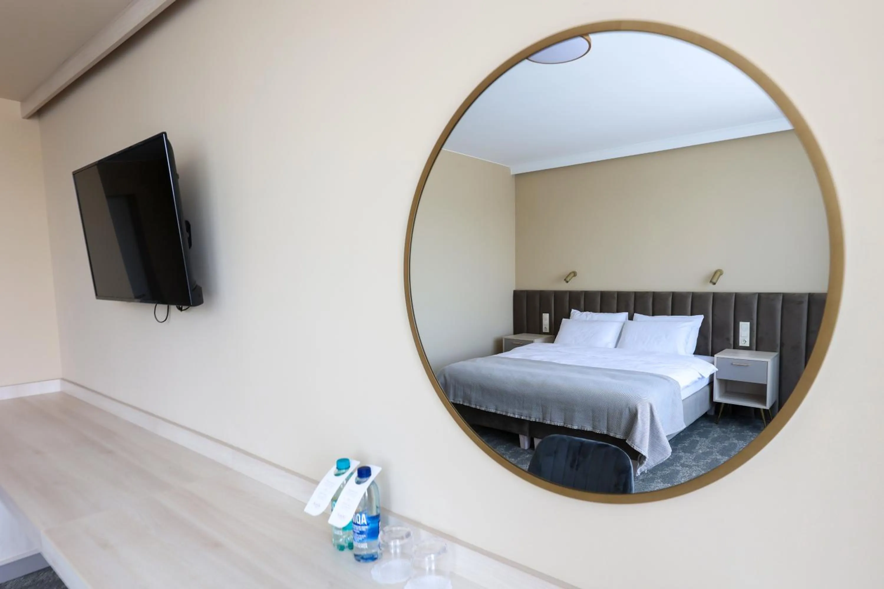 Bed in Suncity Hotel & SPA