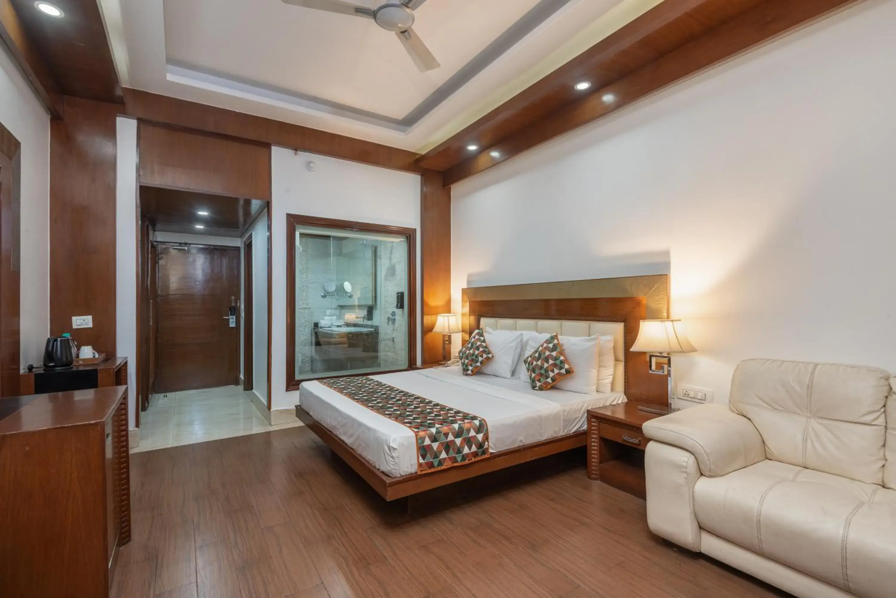 Bed in Lawrence Solitaire Resort, Mall road, Mussoorie Bed in Lawrence Solitaire Resort, Mall road, Mussoorie