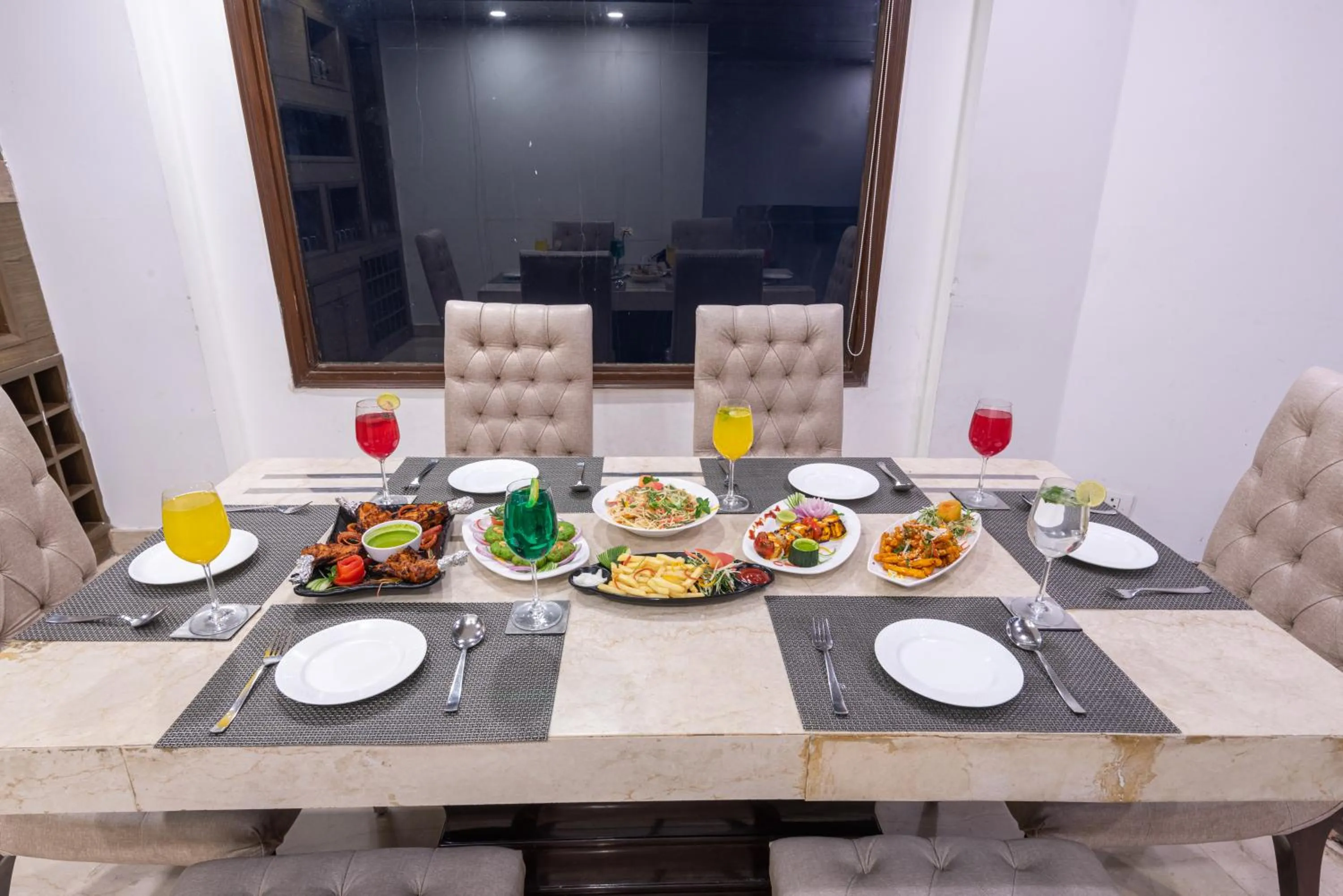 Lawrence Solitaire Resort, Mall road, Mussoorie