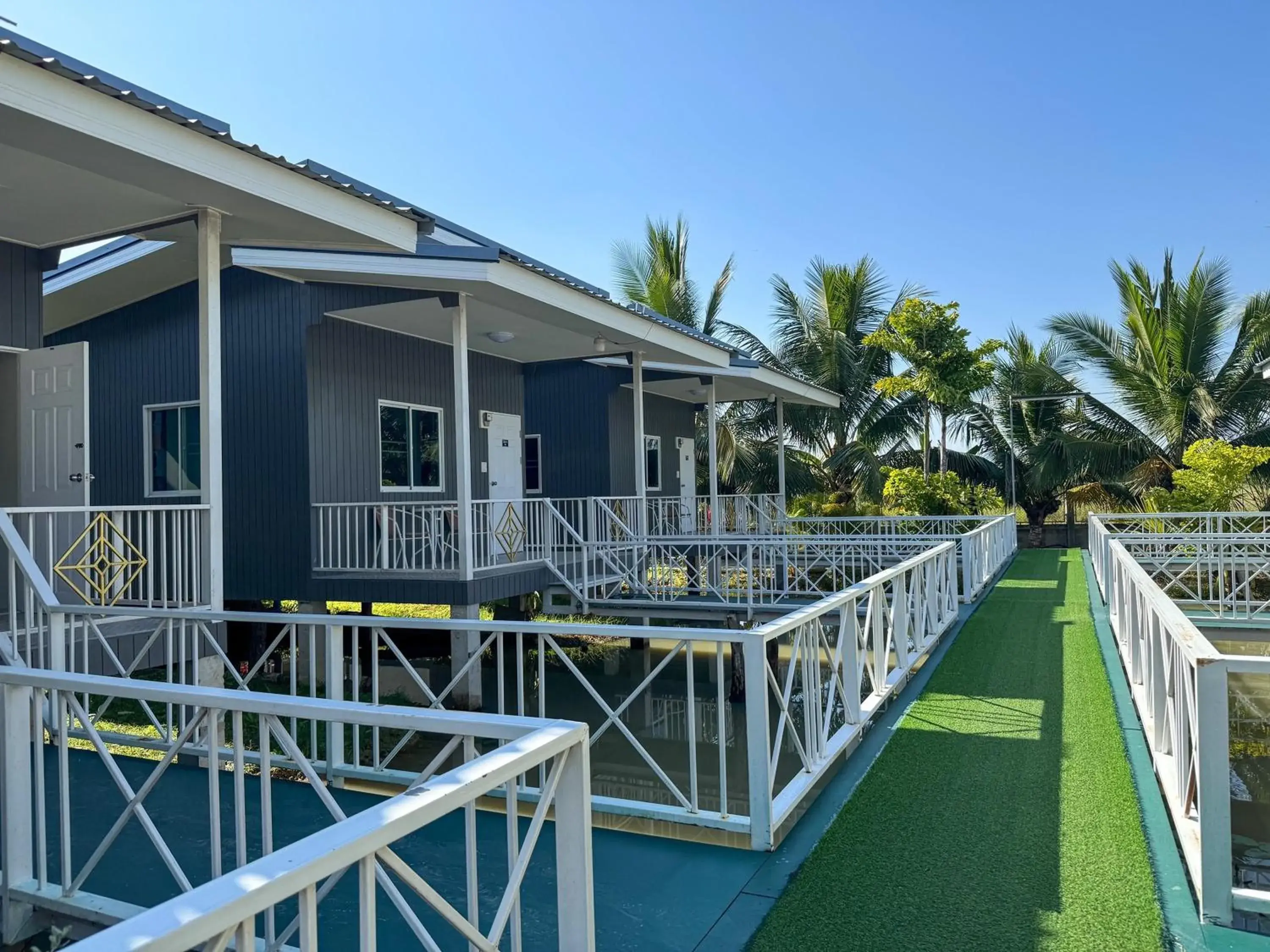 Property building in Jira Hotel Property building in Jira Hotel