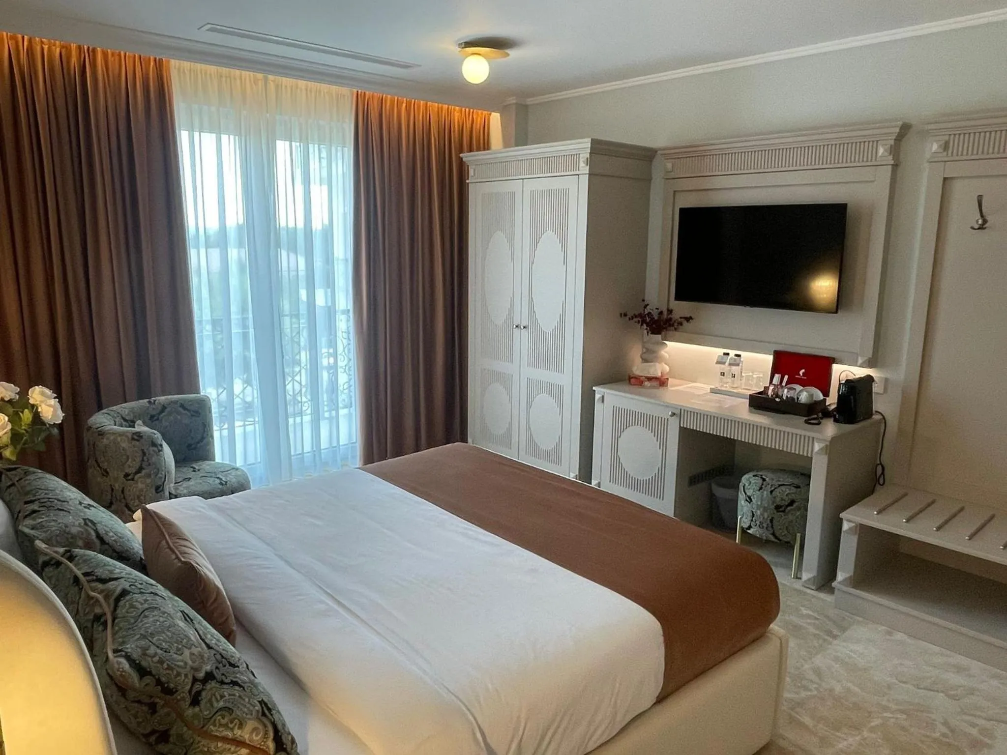 Photo of the whole room, Bed in Boutique Hotel Balș