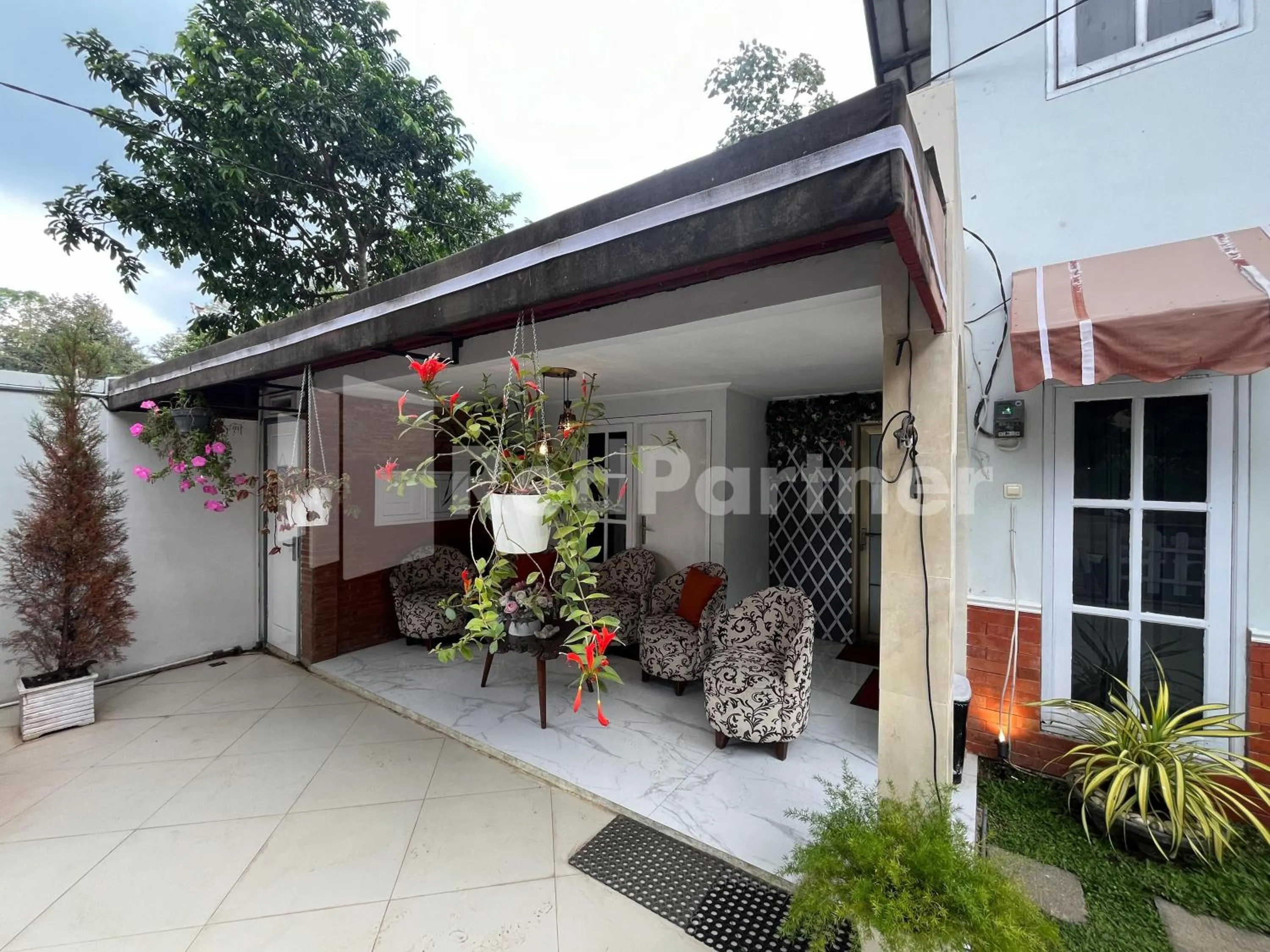 Villa Layar Selorejo Mitra RedDoorz