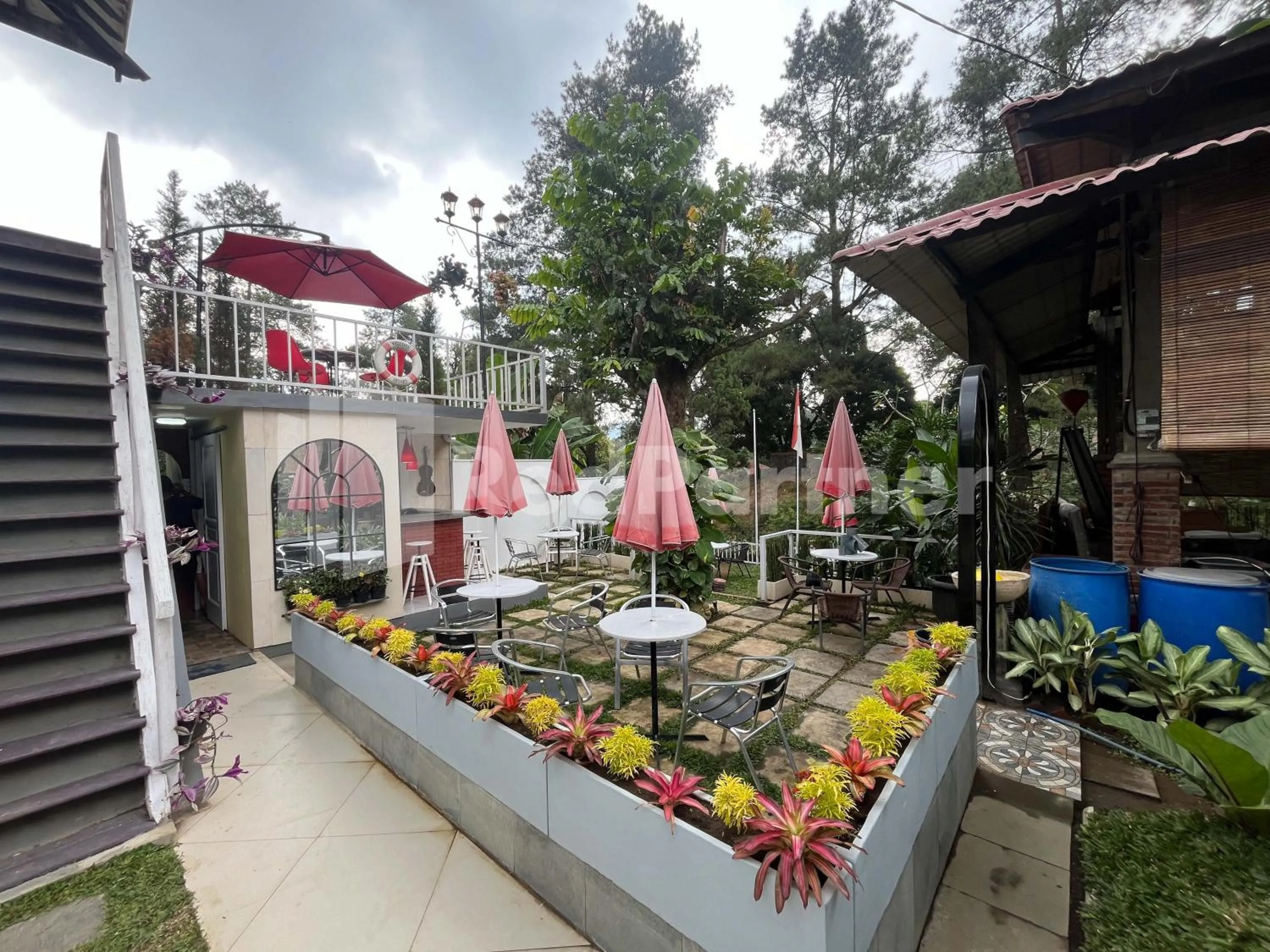 Villa Layar Selorejo Mitra RedDoorz