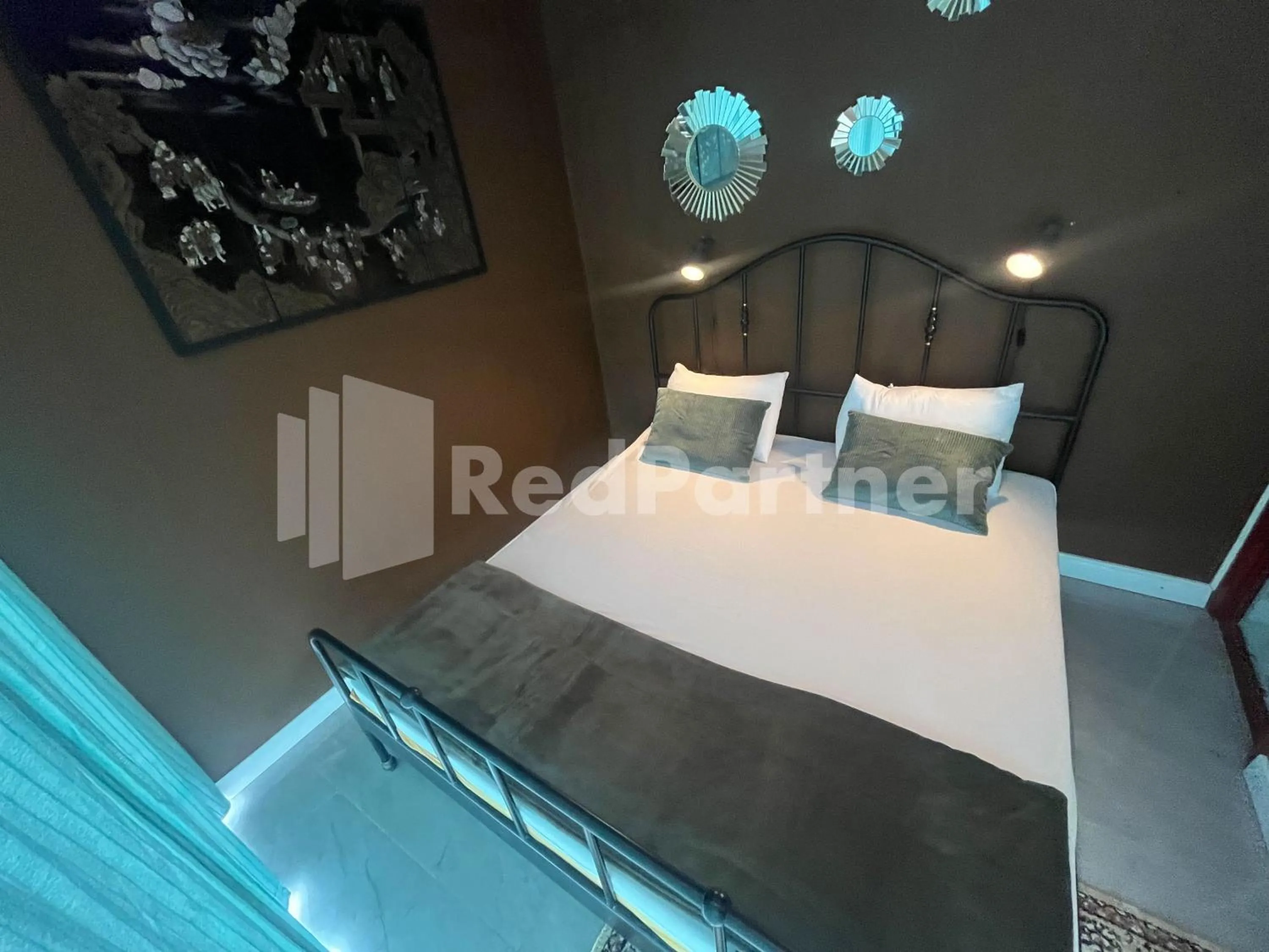 Bedroom, Bed in Villa Layar Selorejo Mitra RedDoorz