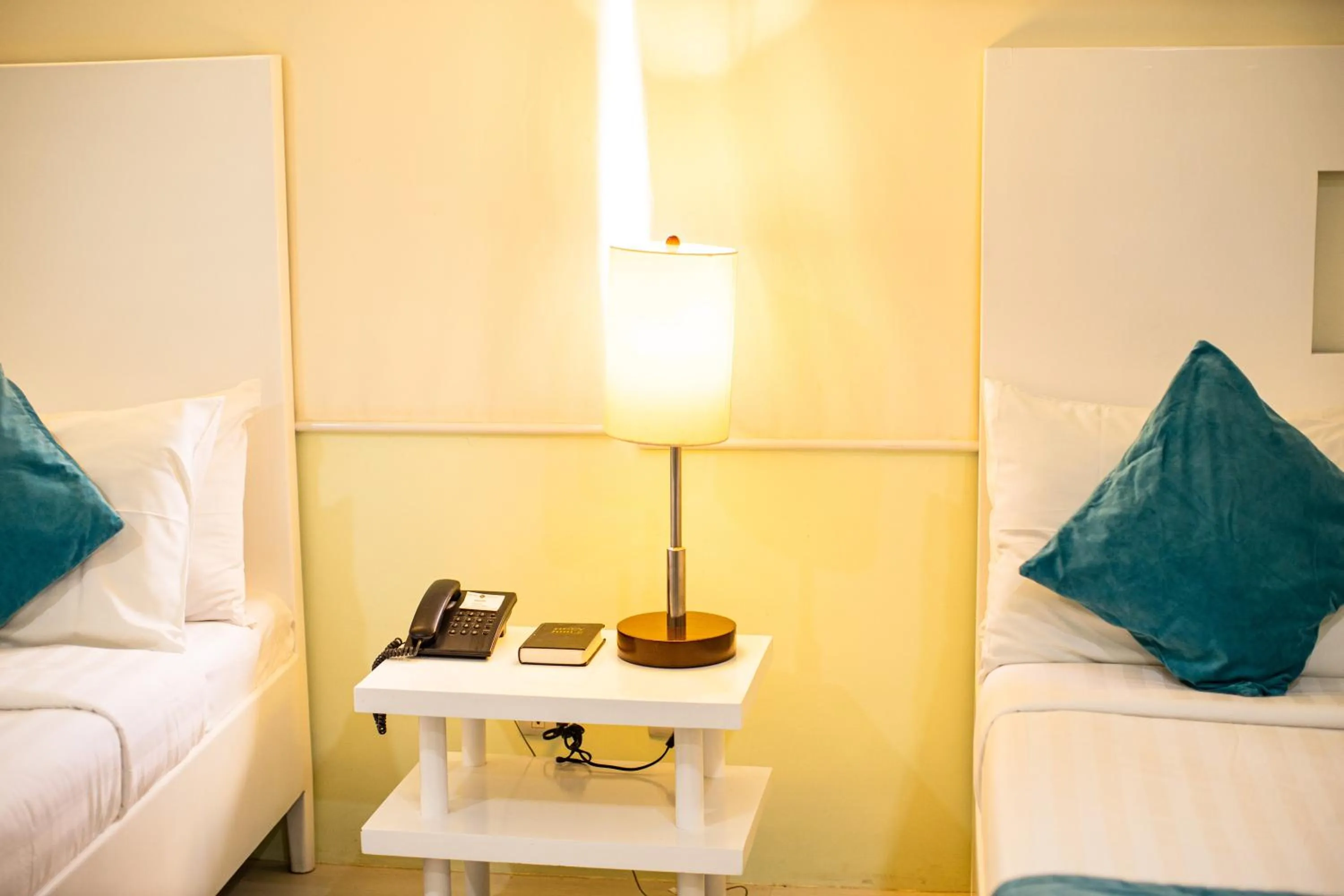 Bedroom, Bed in Holiday Suites Business District - formerly Empire Suites Hotel