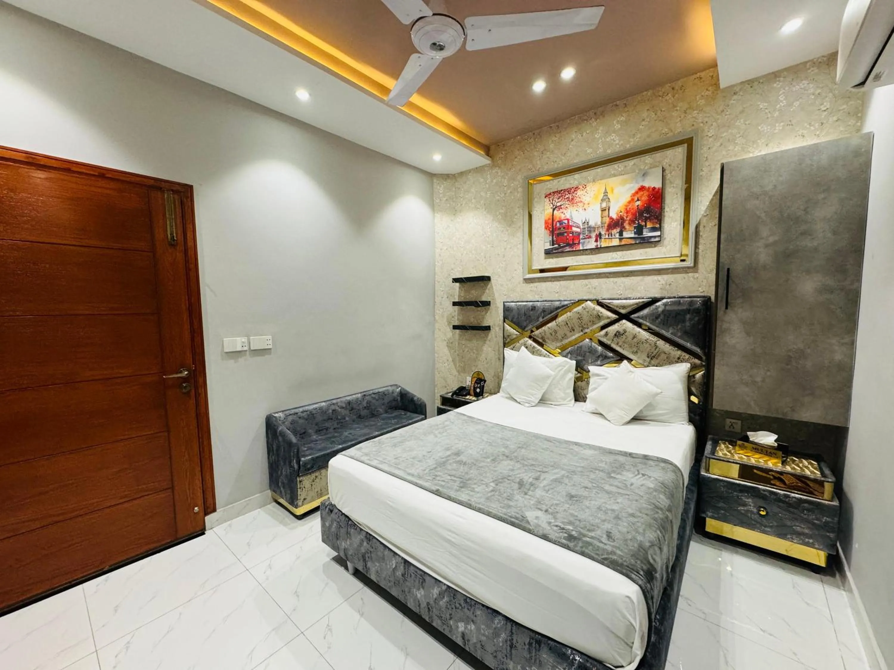 Bed in Multan Swiss Hotel