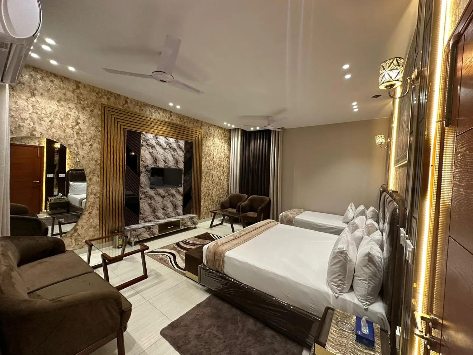 Bed in Multan Swiss Hotel