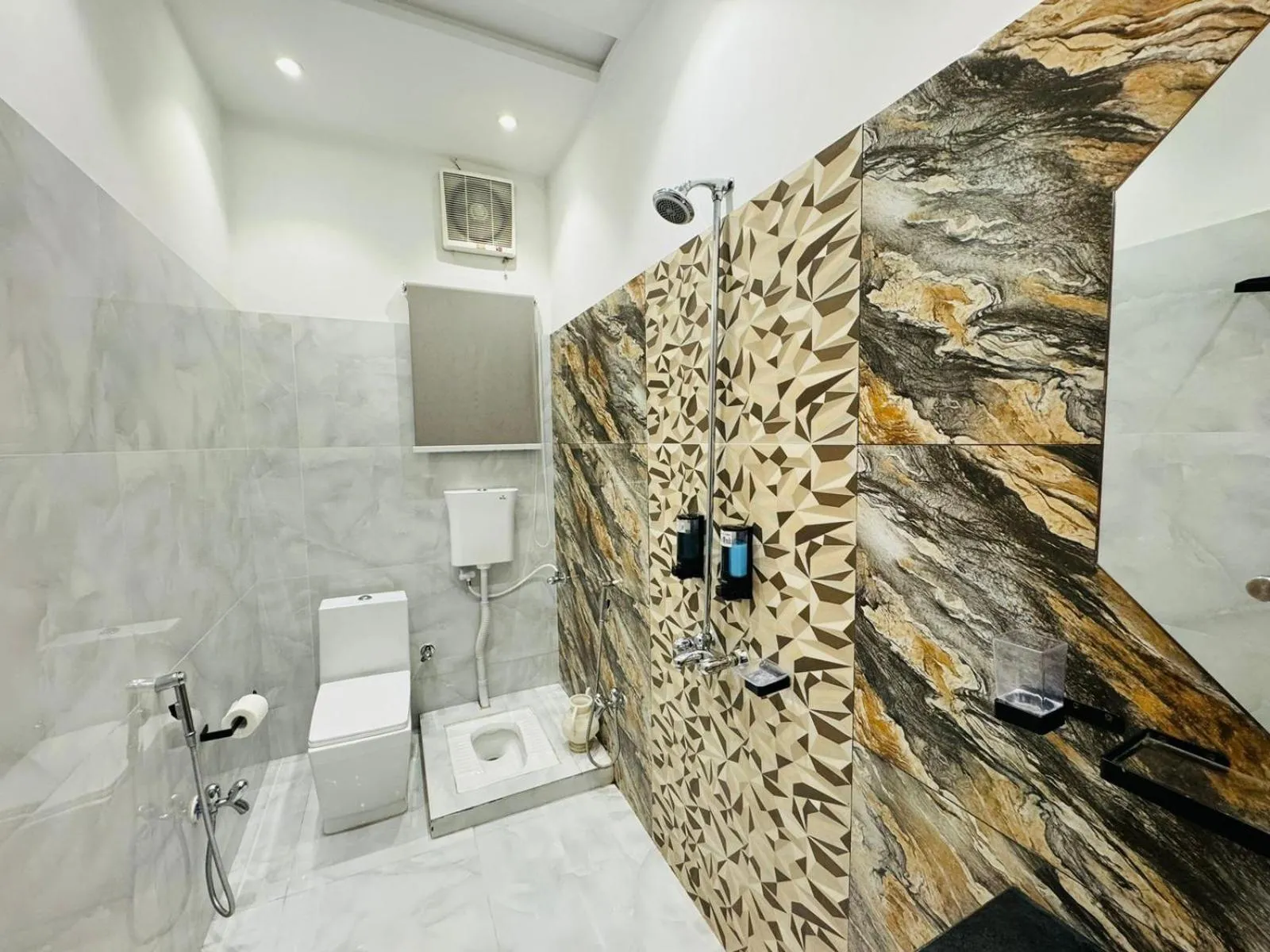 Shower in Multan Swiss Hotel