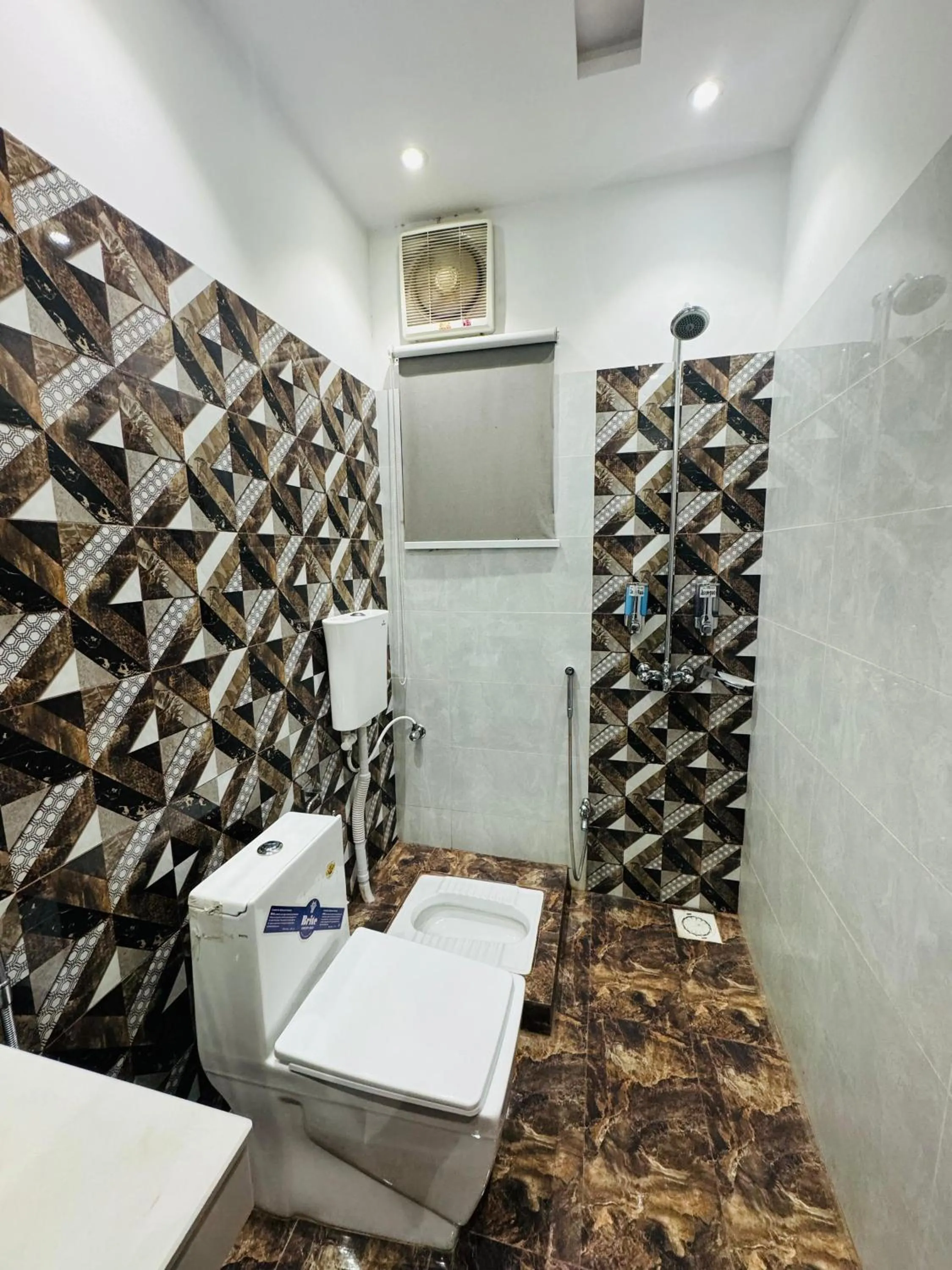 Shower in Multan Swiss Hotel