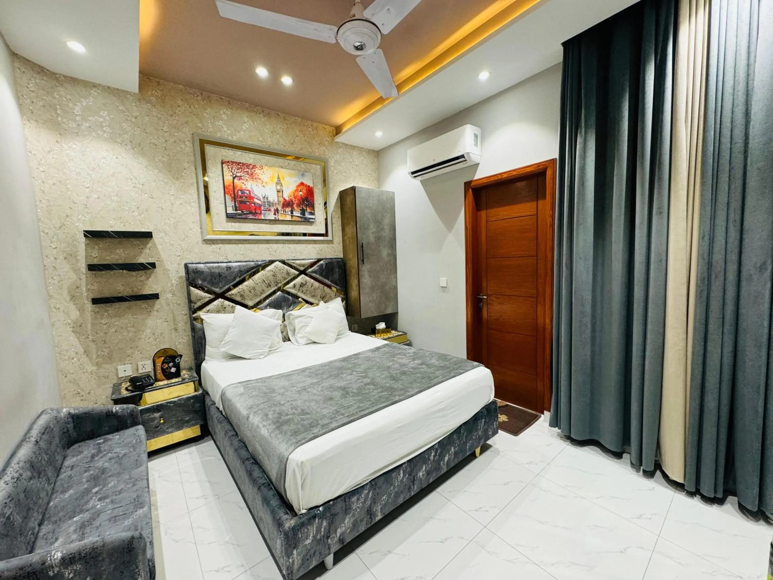 Bed in Multan Swiss Hotel