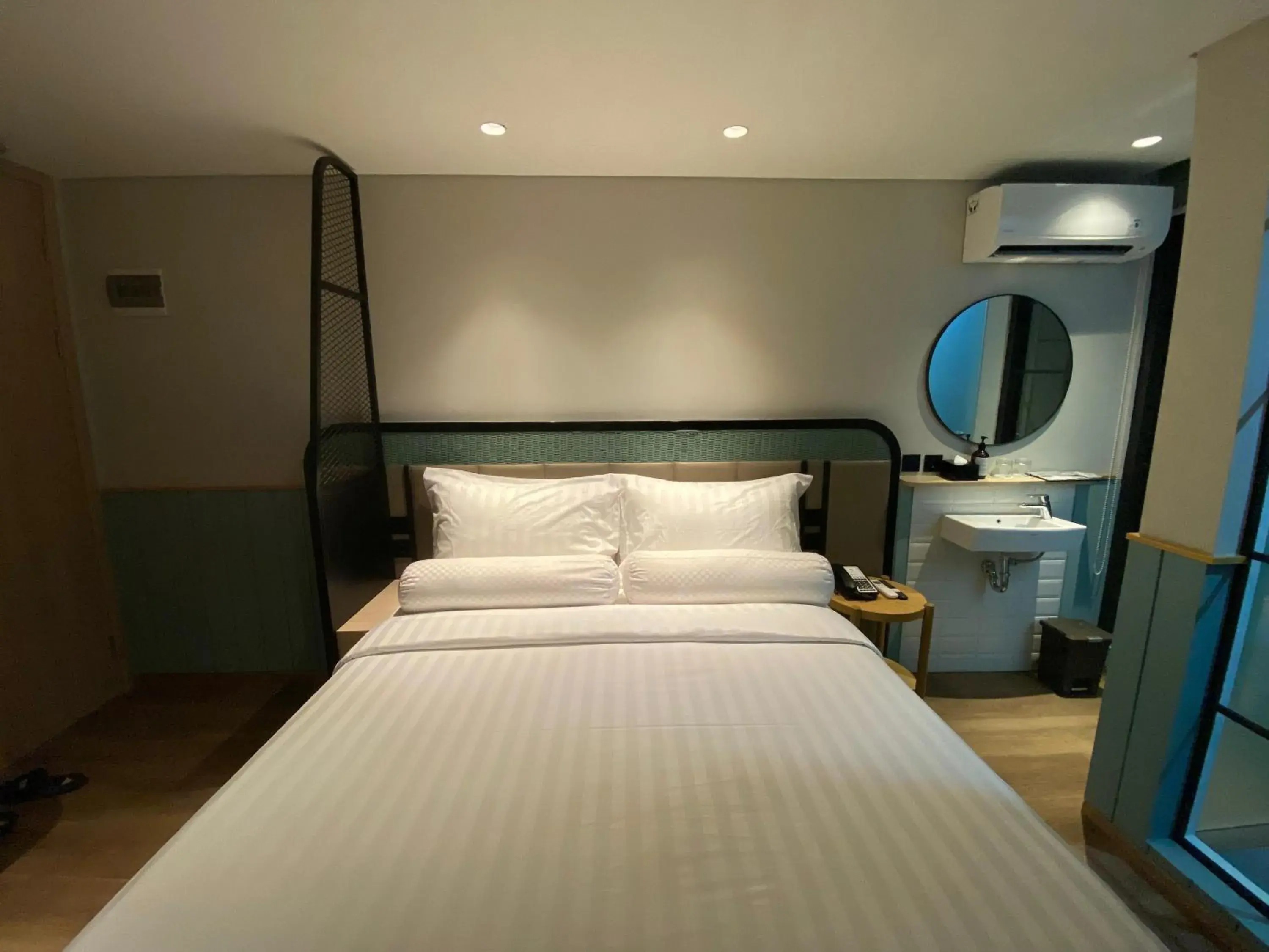 Bedroom, Bed in Luxeur Jakarta - Setiabudi Bedroom, Bed in Luxeur Jakarta - Setiabudi