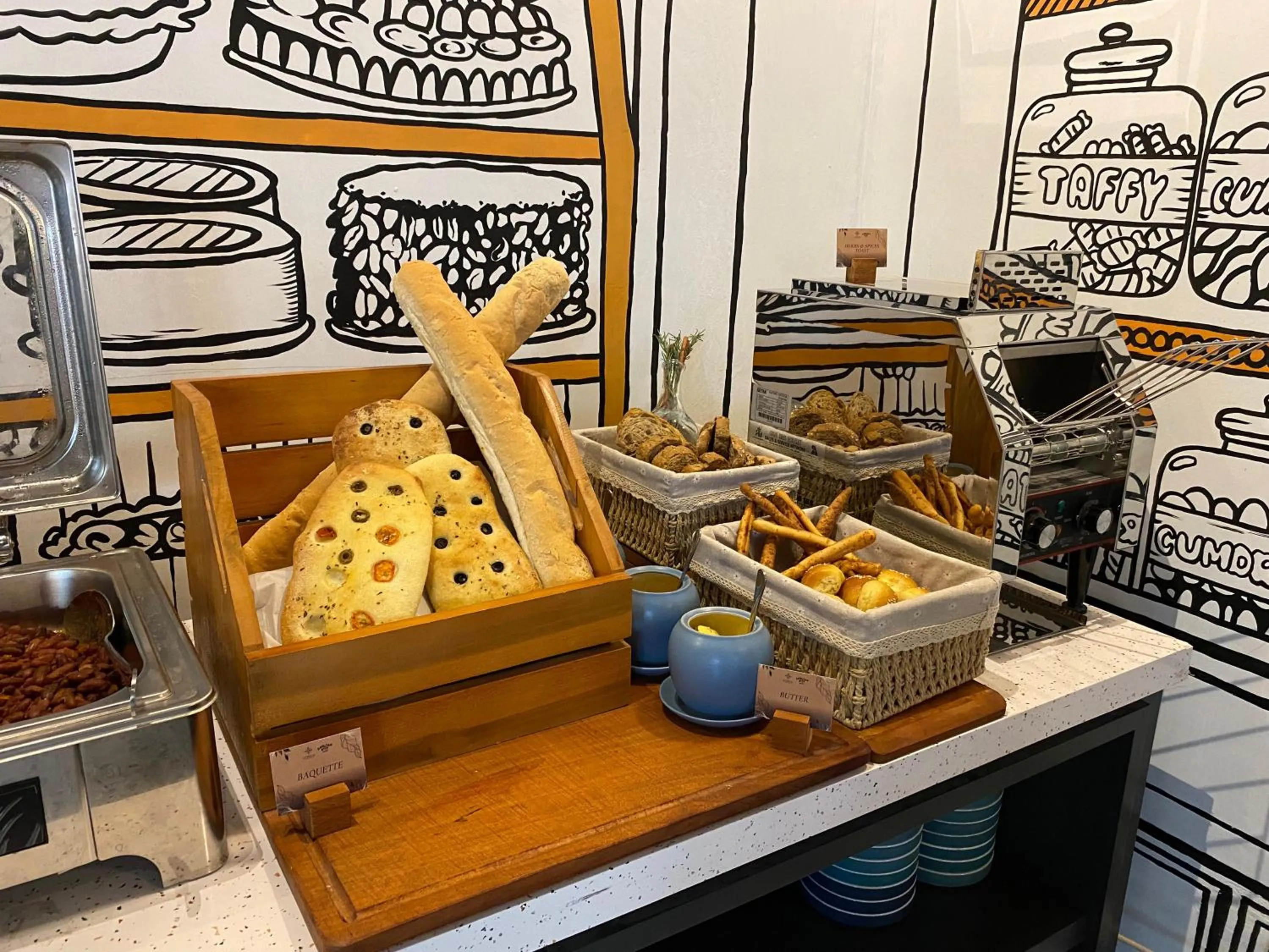 Buffet breakfast in Luxeur Jakarta - Setiabudi