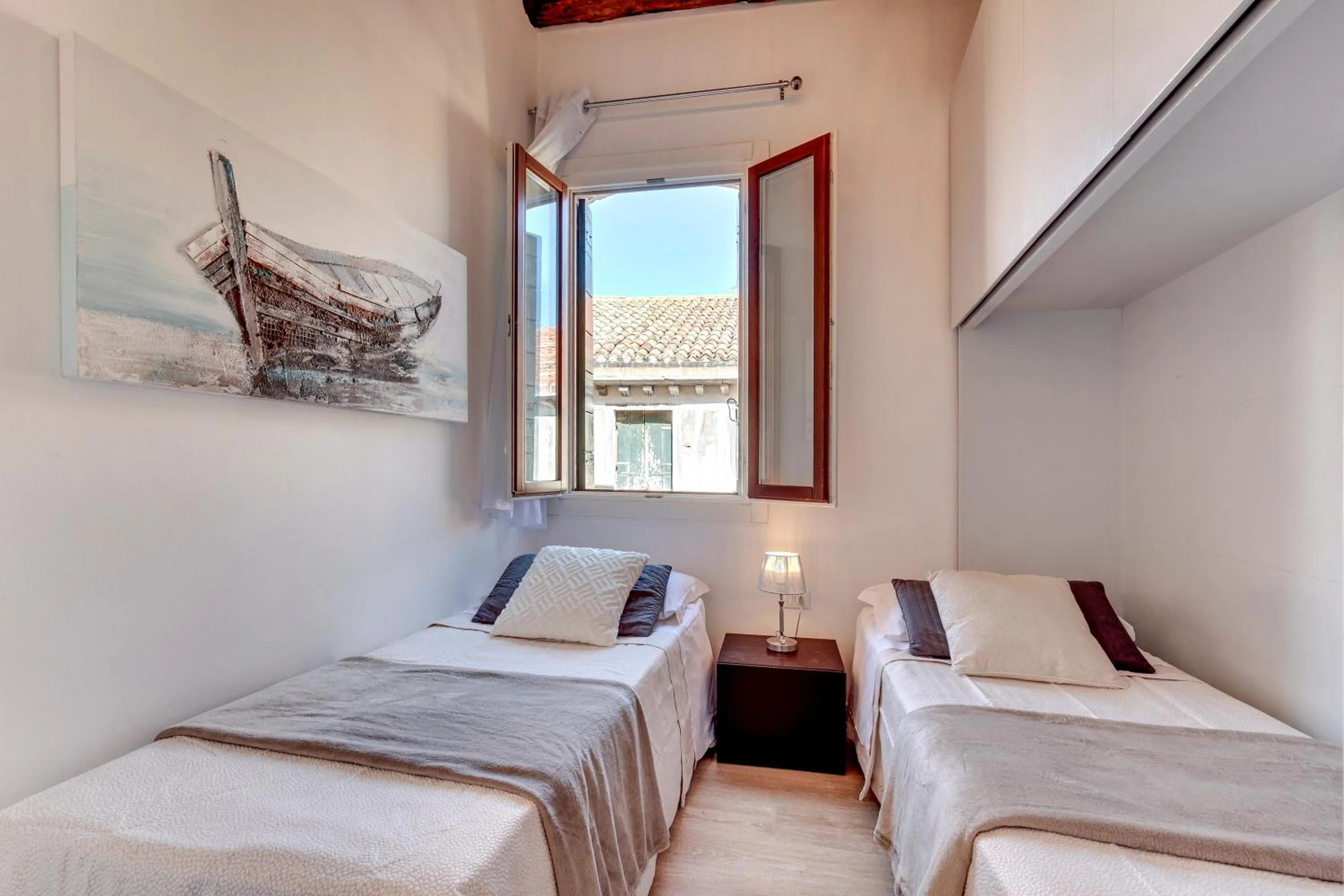 Botteri Palace Apartments by Wonderful Italy