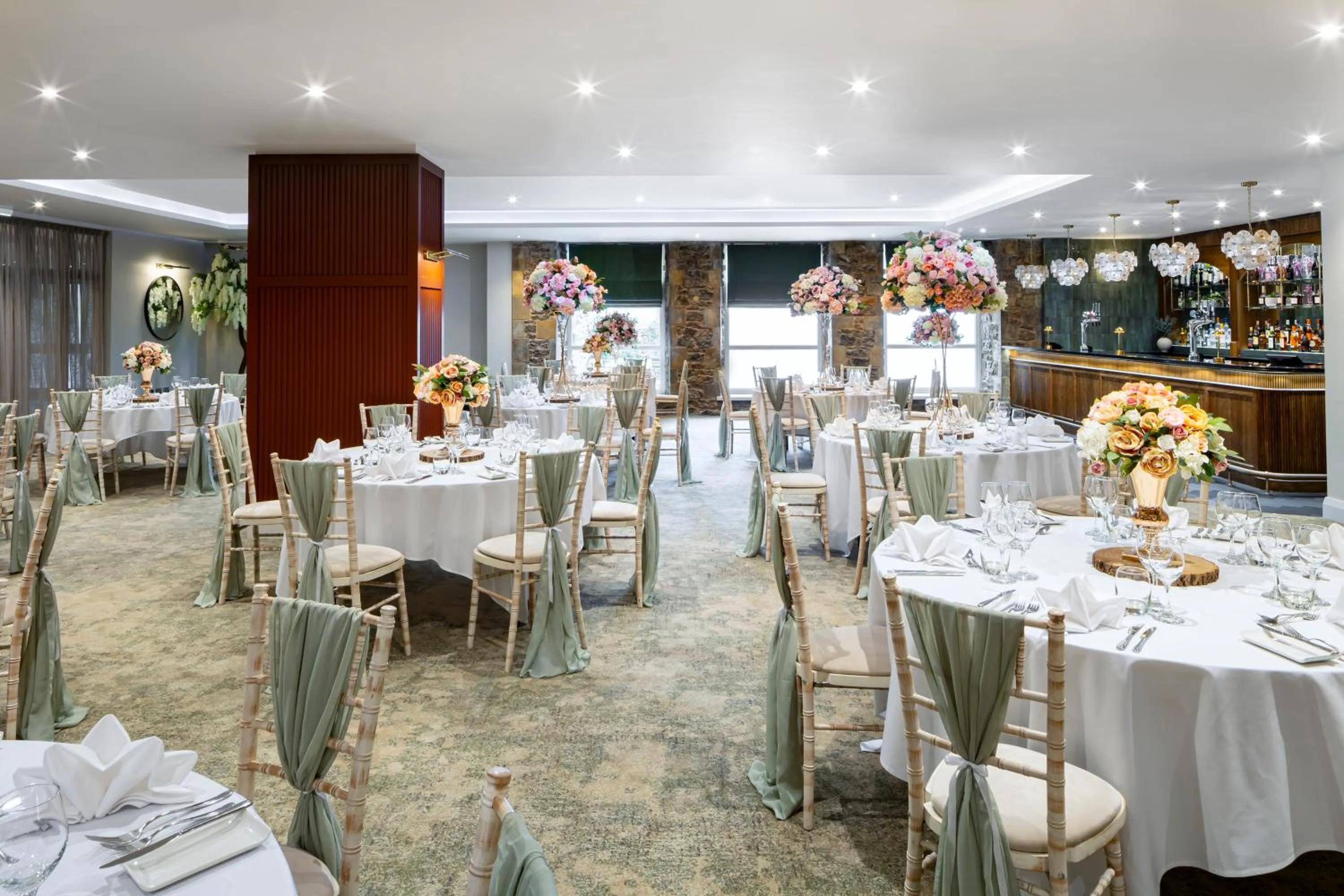 Meeting/conference room in Crowne Plaza Stratford-upon-Avon by IHG