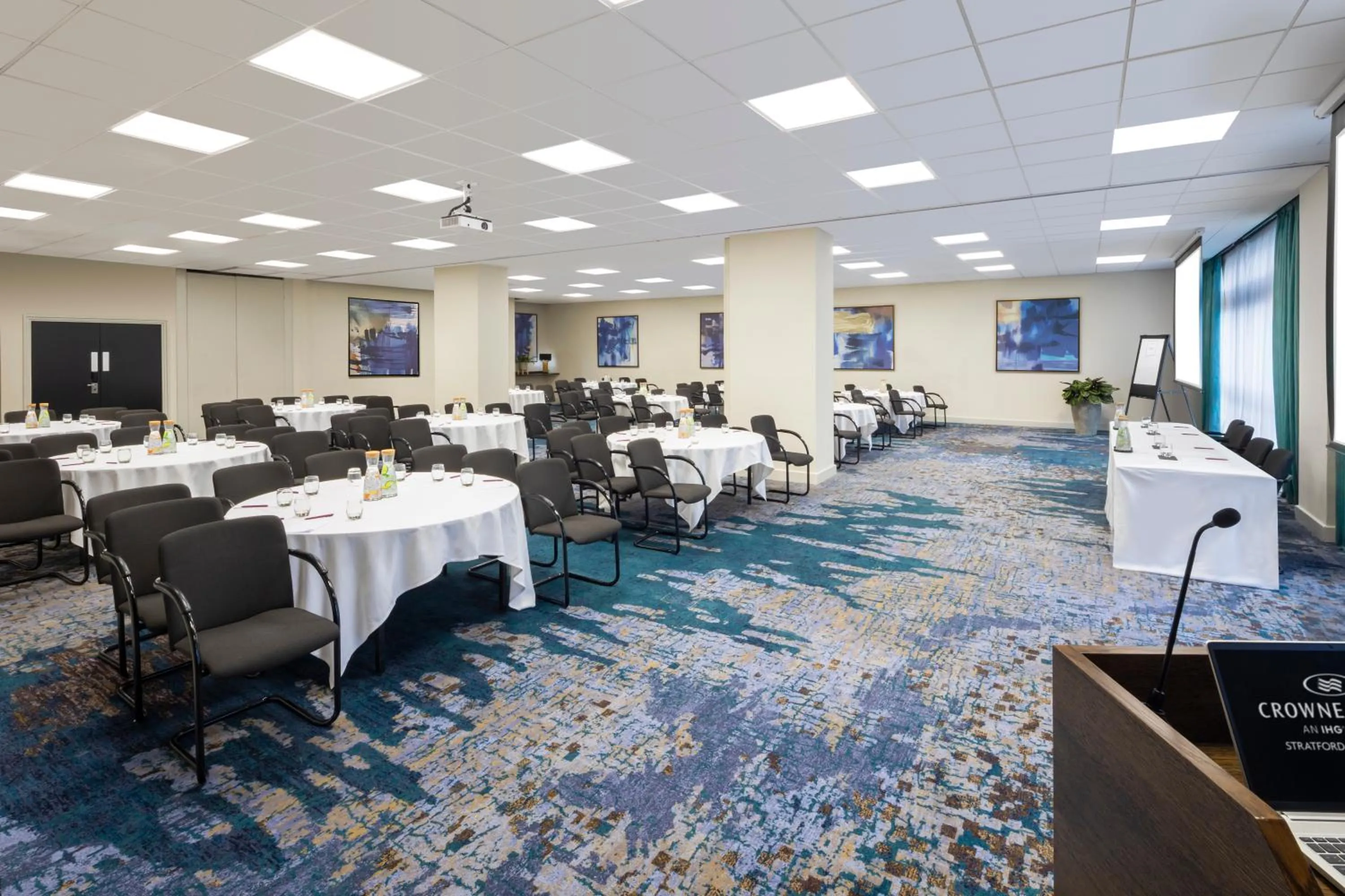 Business facilities in Crowne Plaza Stratford-upon-Avon by IHG