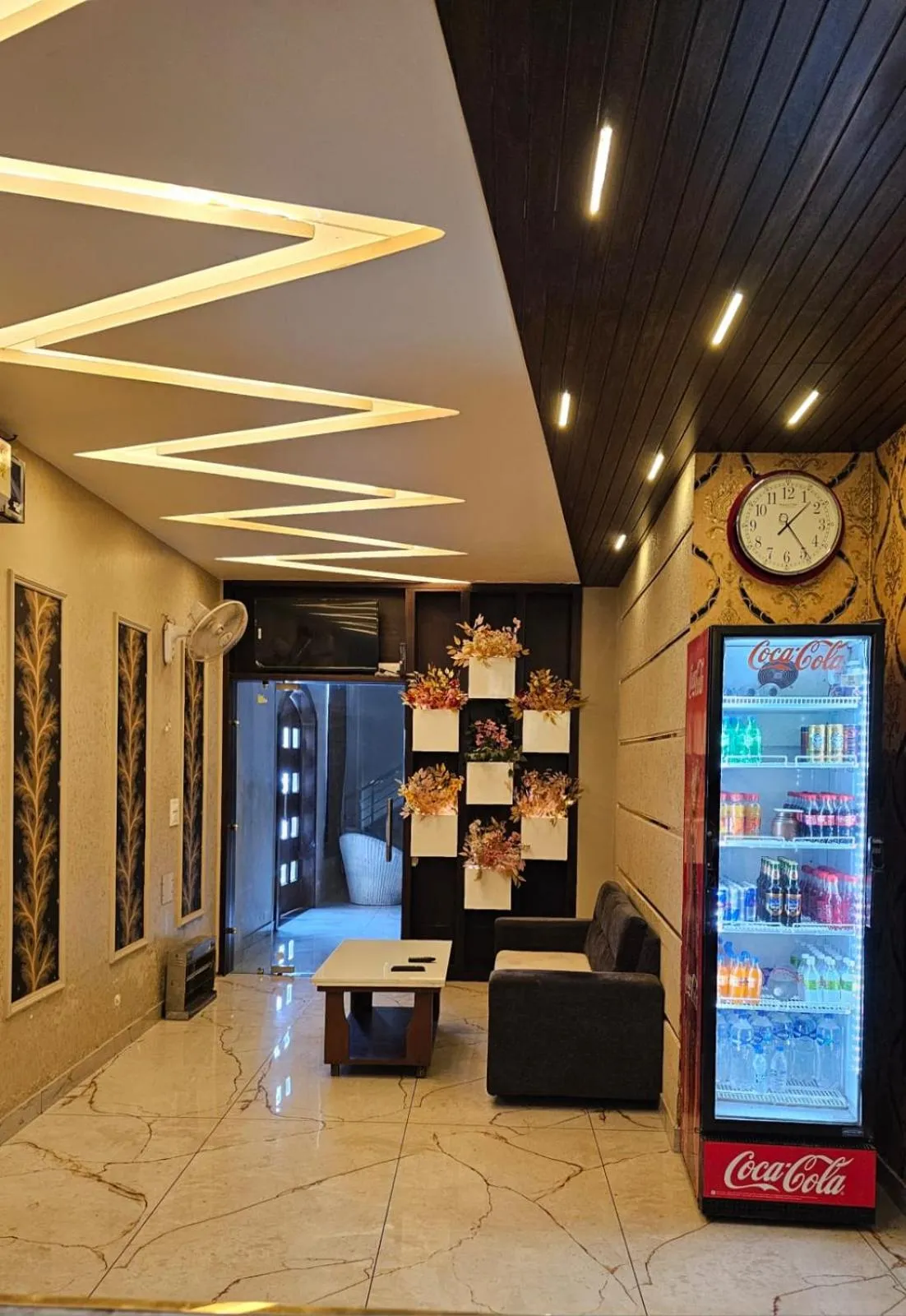 Lobby or reception in Hotel 7 PM