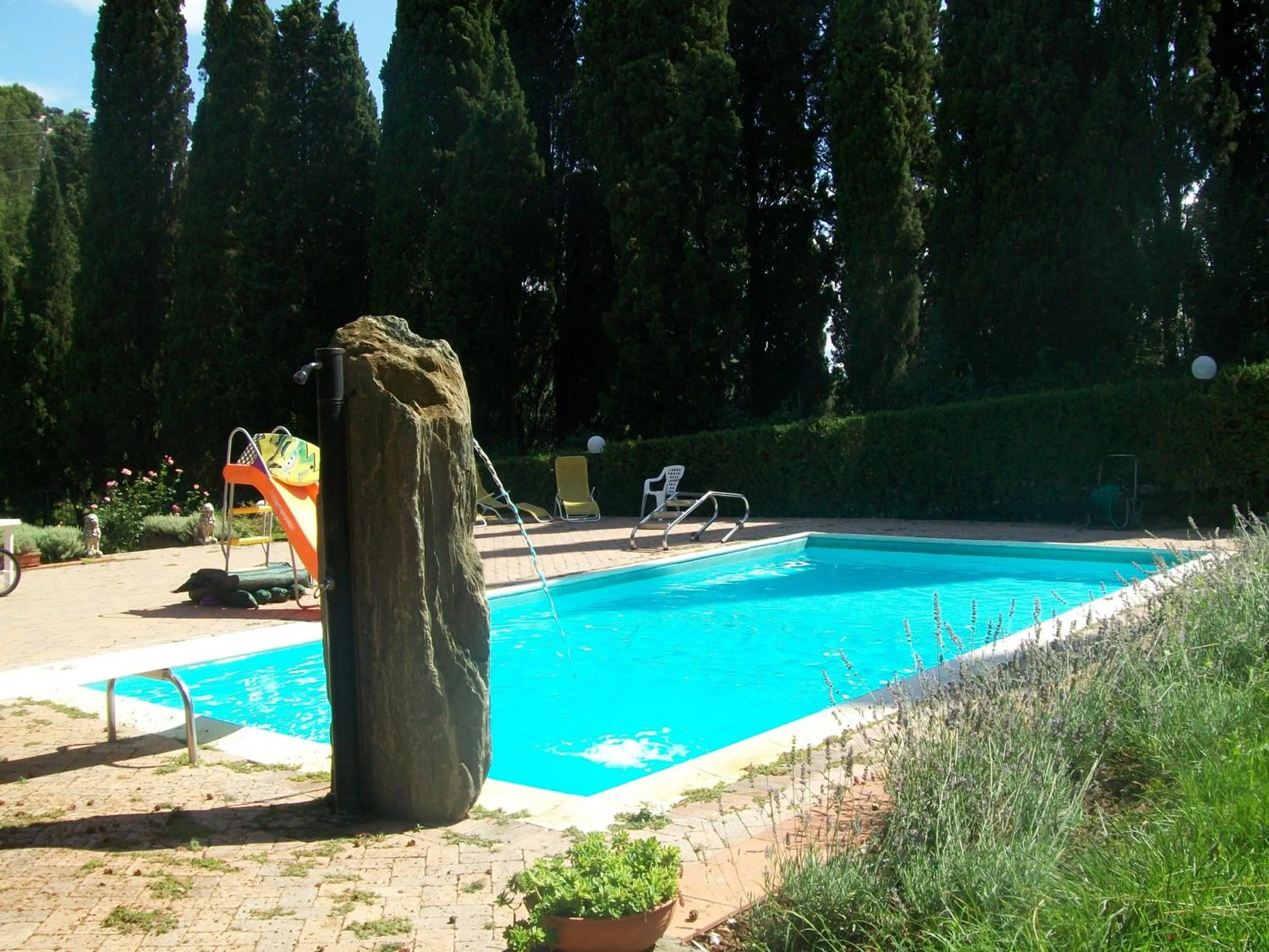 Pool view in Villa Sargiano