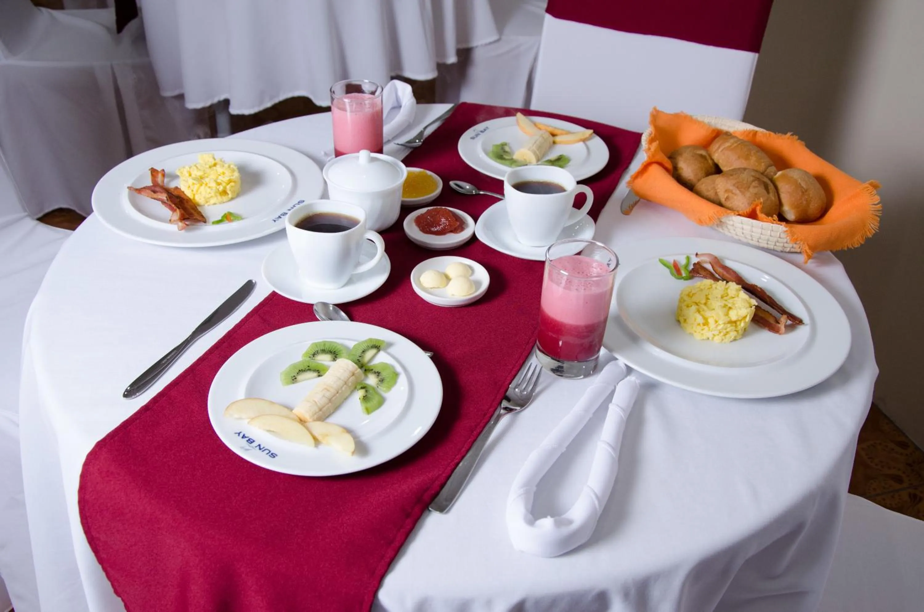 Food in Hotel Palace Galapagos