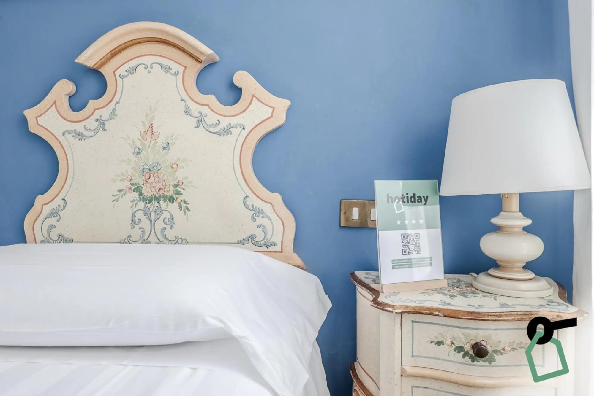 Bed in HOTIDAY Room Collection - Venezia Santa Lucia