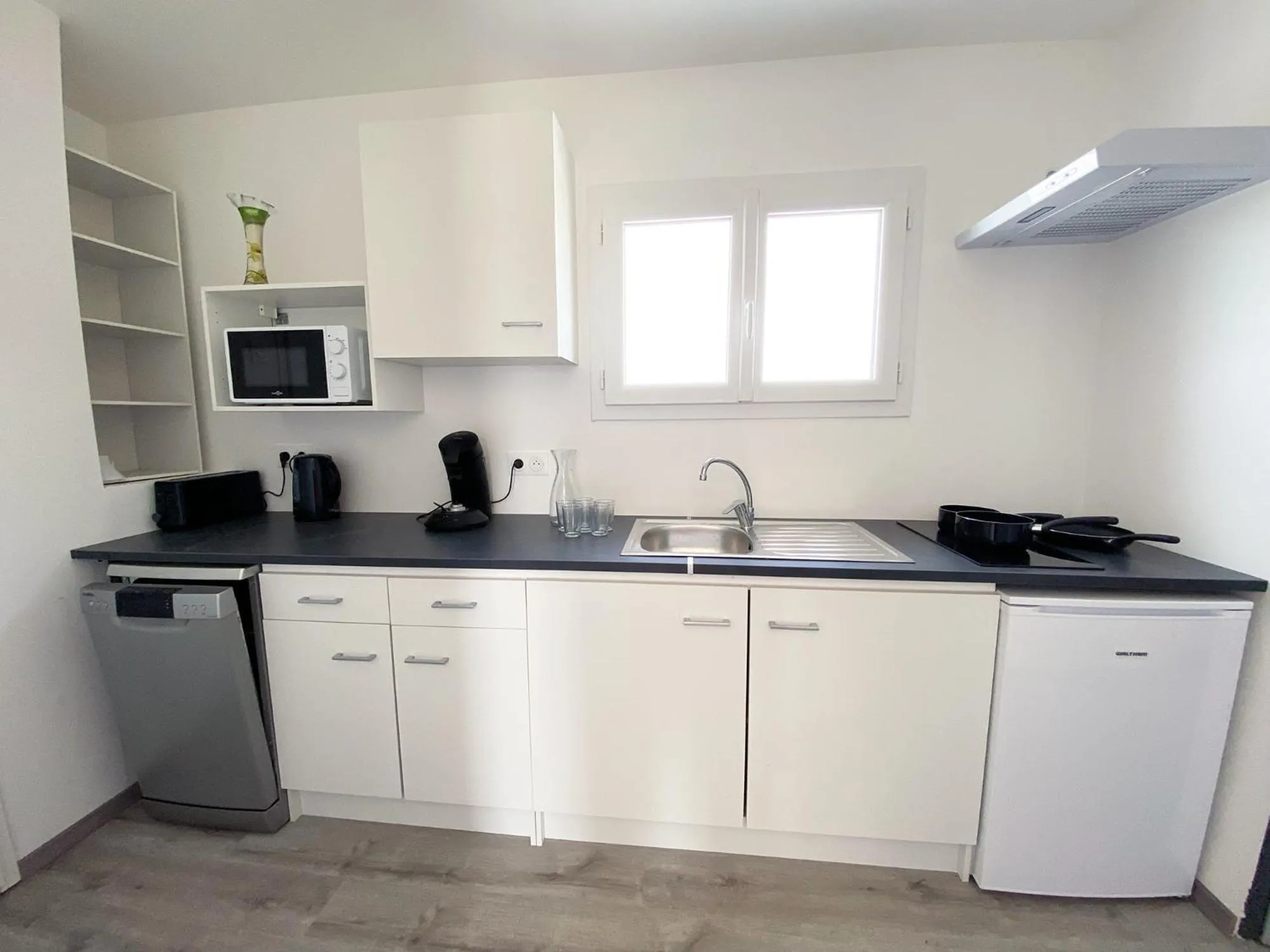 kitchen in Auberge des Plaines - Appart'hôtel