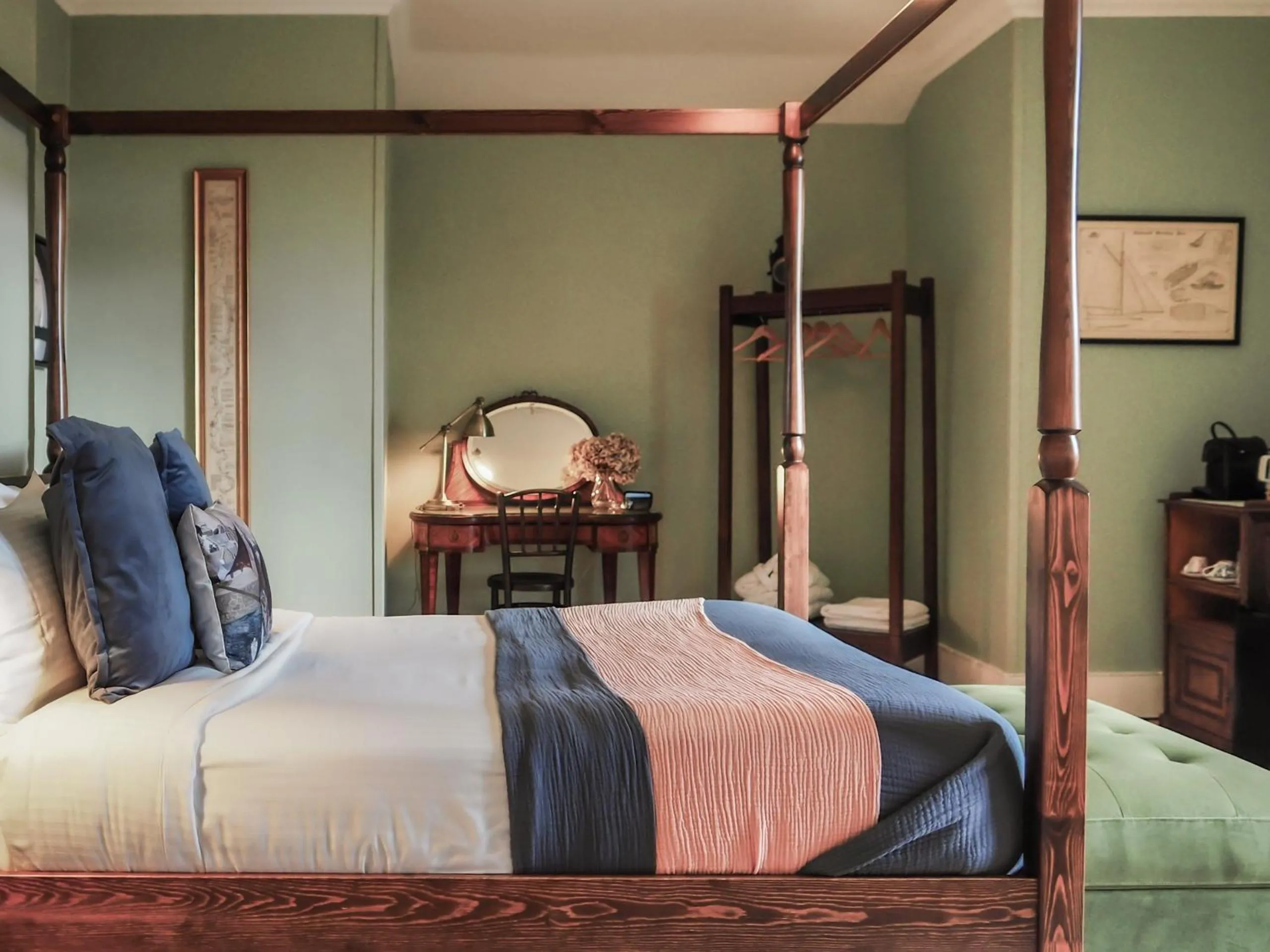 Deluxe King Room in Sancreed House B&B